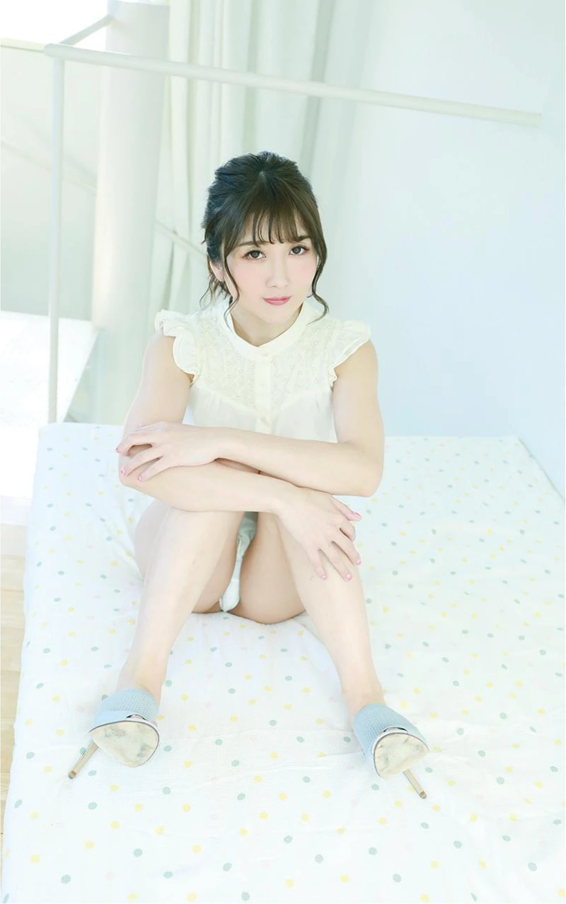 Hibiki Otsuki 大槻ひびき, 写真集 「おやすみフィクション」 3 Hibiki Otsuki 大槻ひびき, 写真集 「おやすみフィクション」