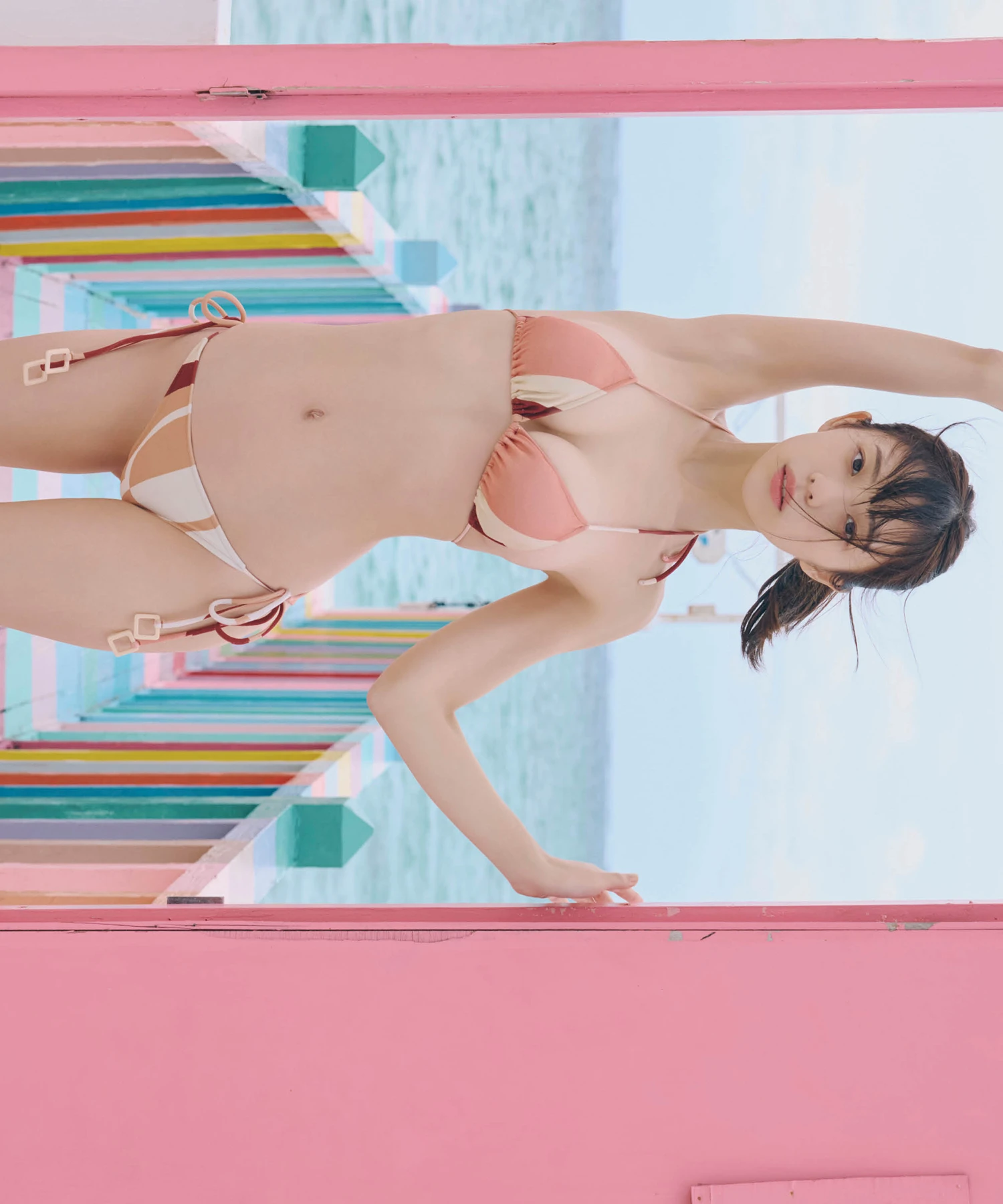 Hina Kikuchi 菊地姫奈, 写真集 「夢は終わらない」