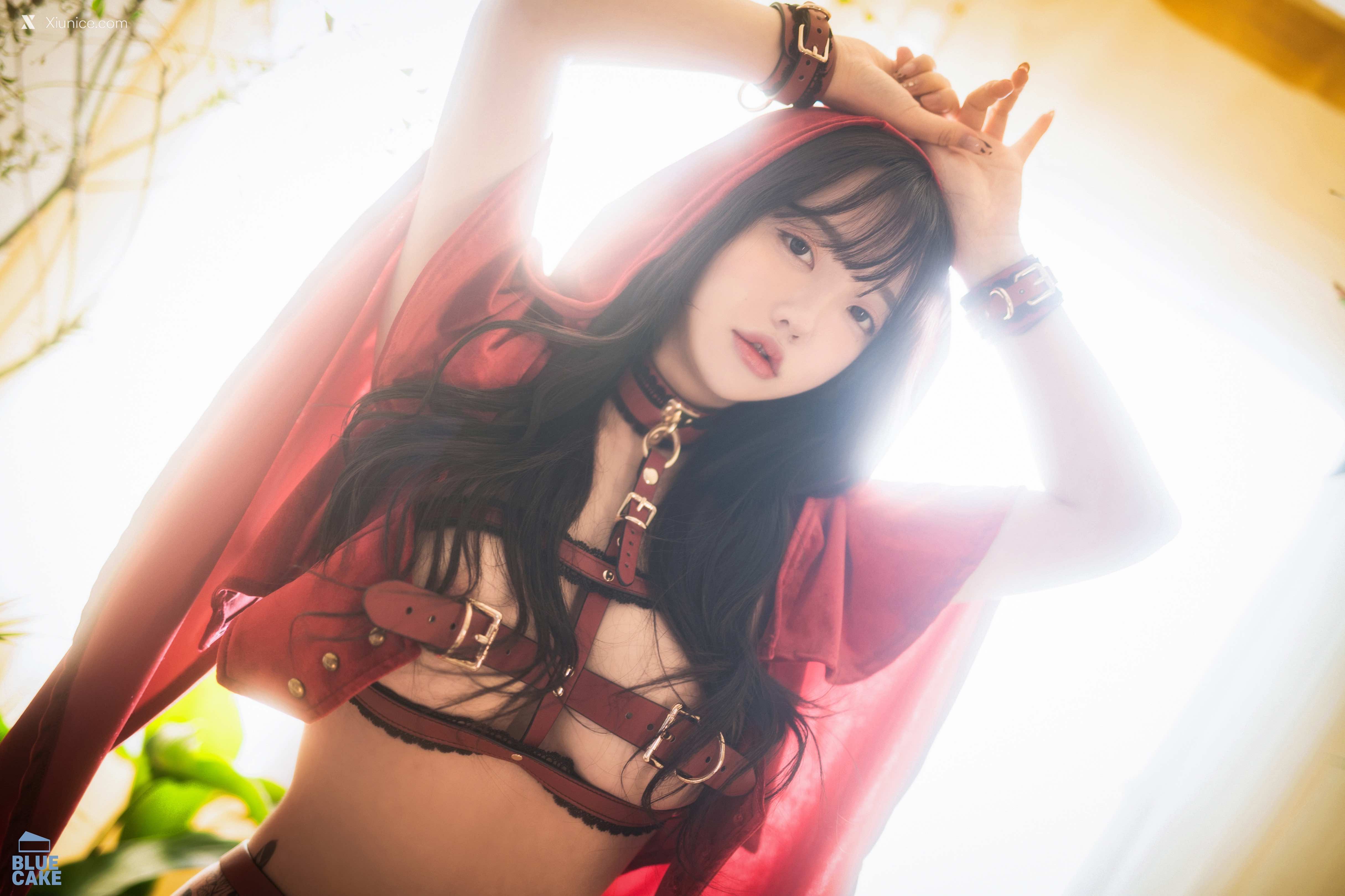 BLUECAKE Son Ye-Eun (손예은) – REDHOOD SM 4K