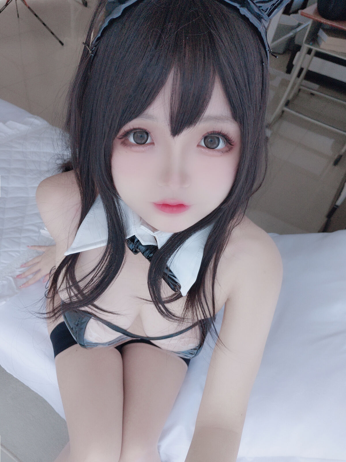 Coser@日奈娇 - 透明兔女郎自拍 4 Coser@日奈娇 - 透明兔女郎自拍