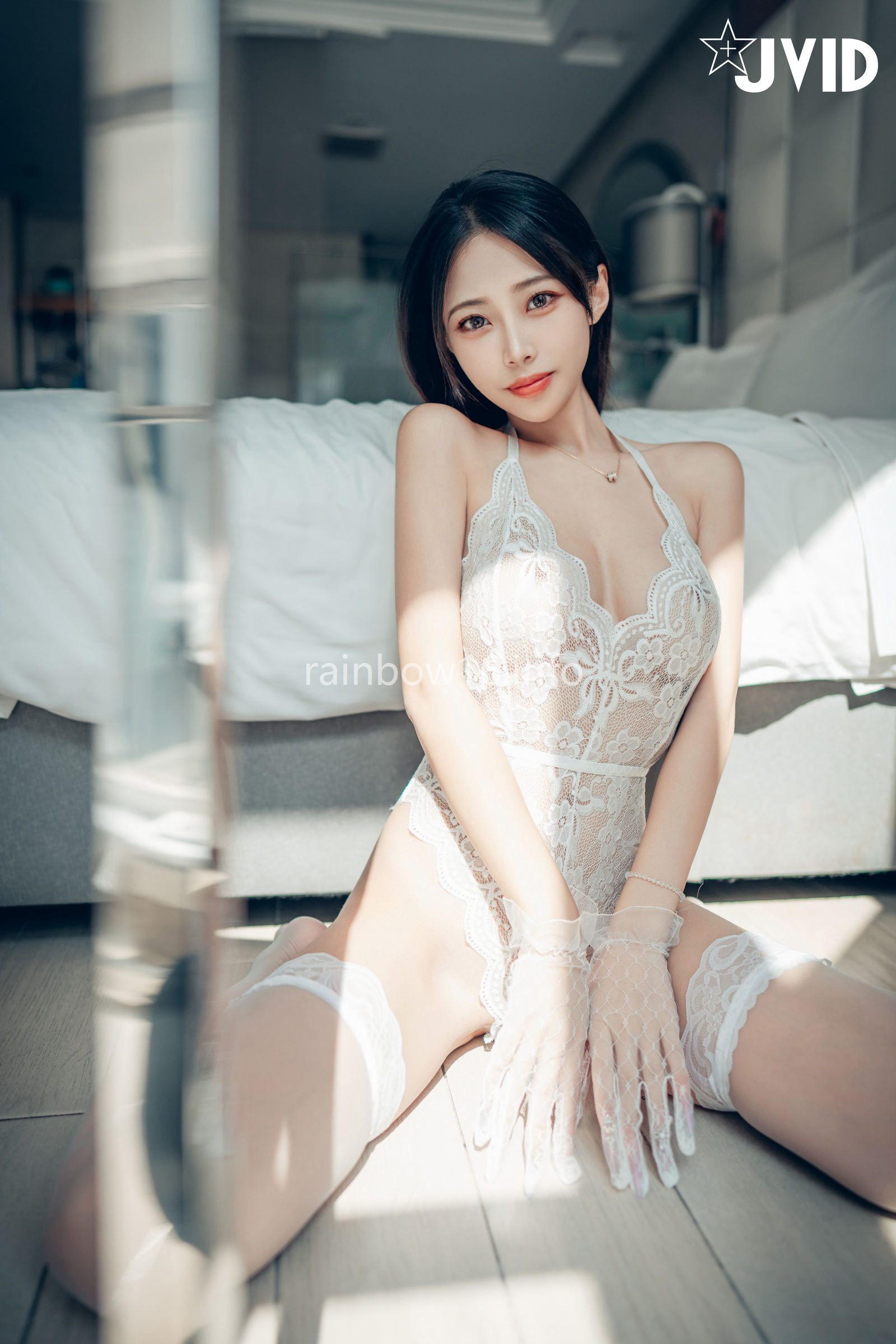 [JVID] WenHsin 玟妡 – 勻稱美腿玟妡看見她就起秋的假日午後白絲黑絲一次滿足只想與她一起把房間弄得亂糟糟