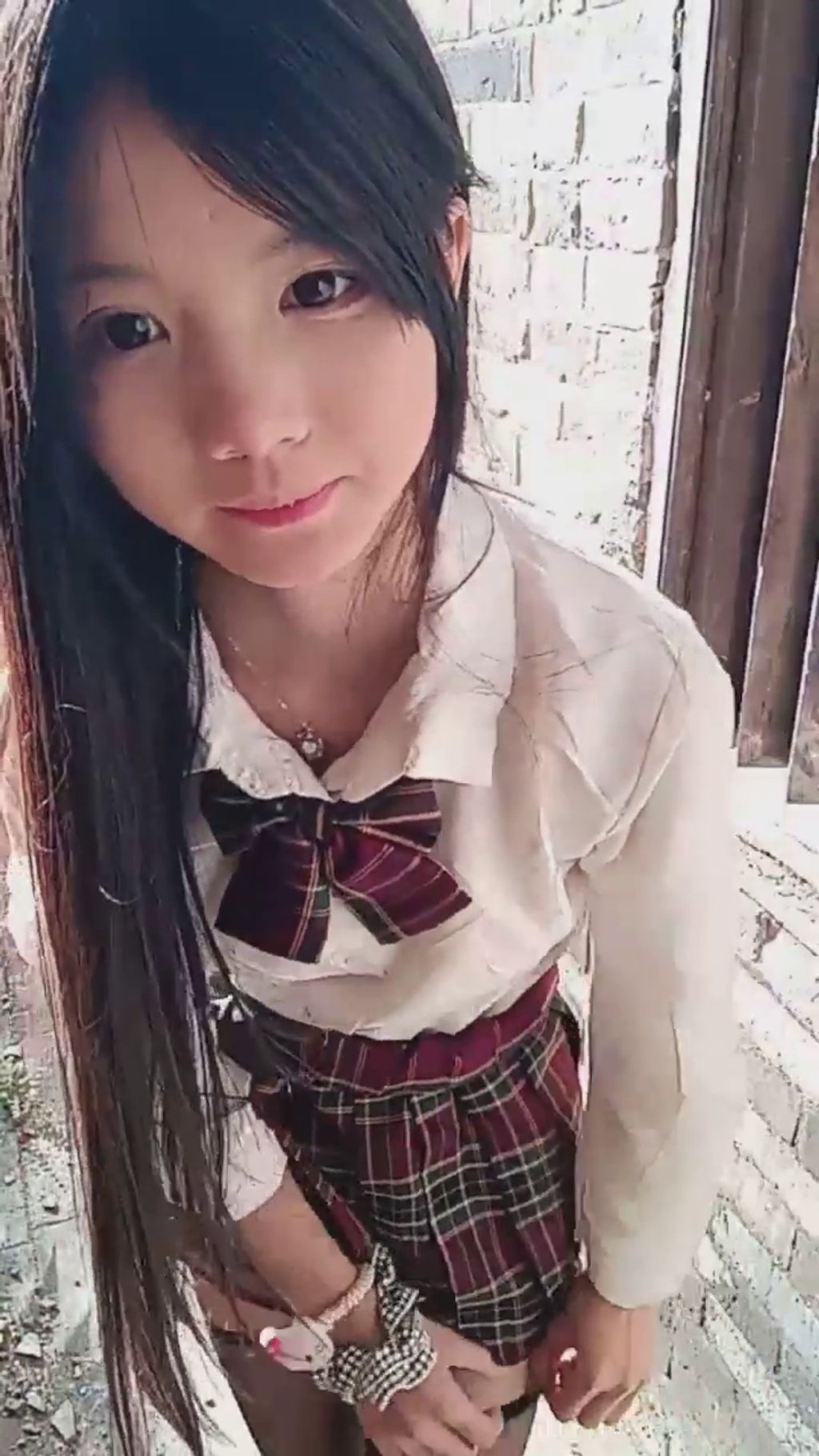 水嫩宝宝: 农村07年美少女 户外跳蛋 勾搭隔壁油腻大叔 5 水嫩宝宝: 农村07年美少女 户外跳蛋 勾搭隔壁油腻大叔