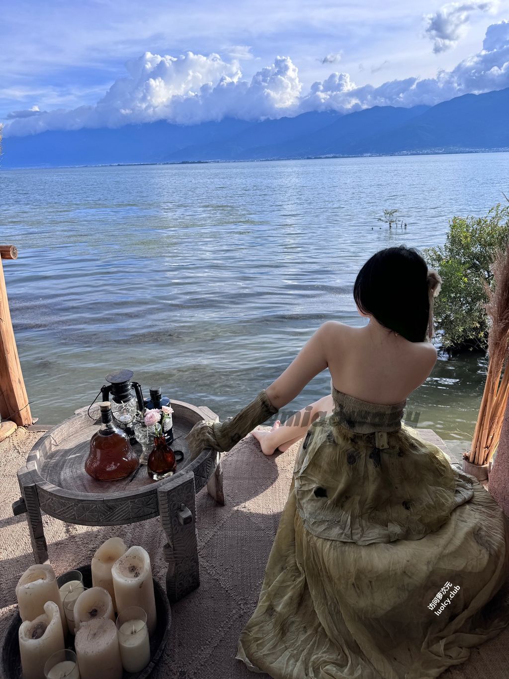 [OtherXXX] 呆呆(小粉馒头)： Cos大奶白虎萝莉 极品福利姬