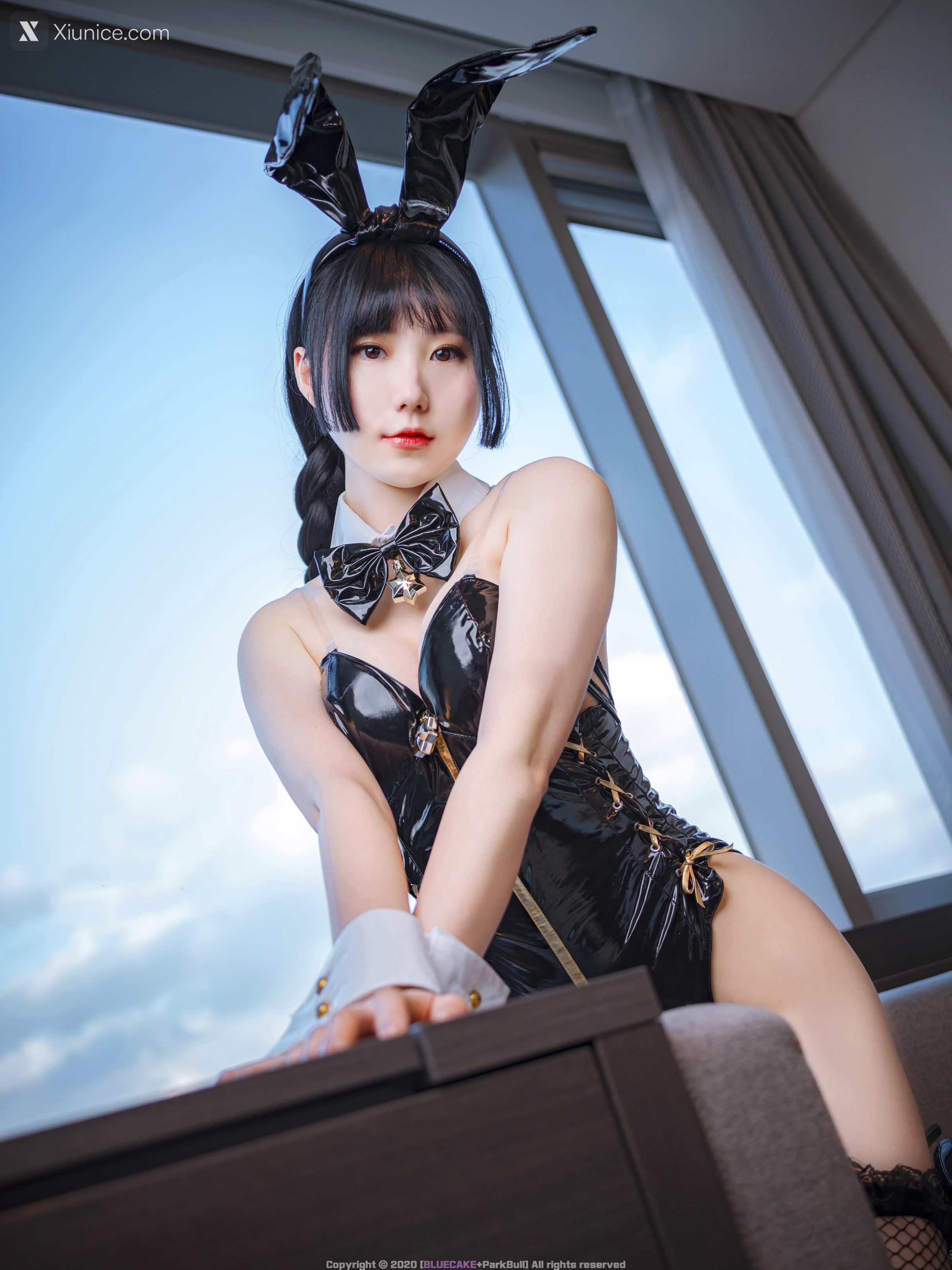 BLUECAKE Jamong (자몽) – Play Bunny 4K