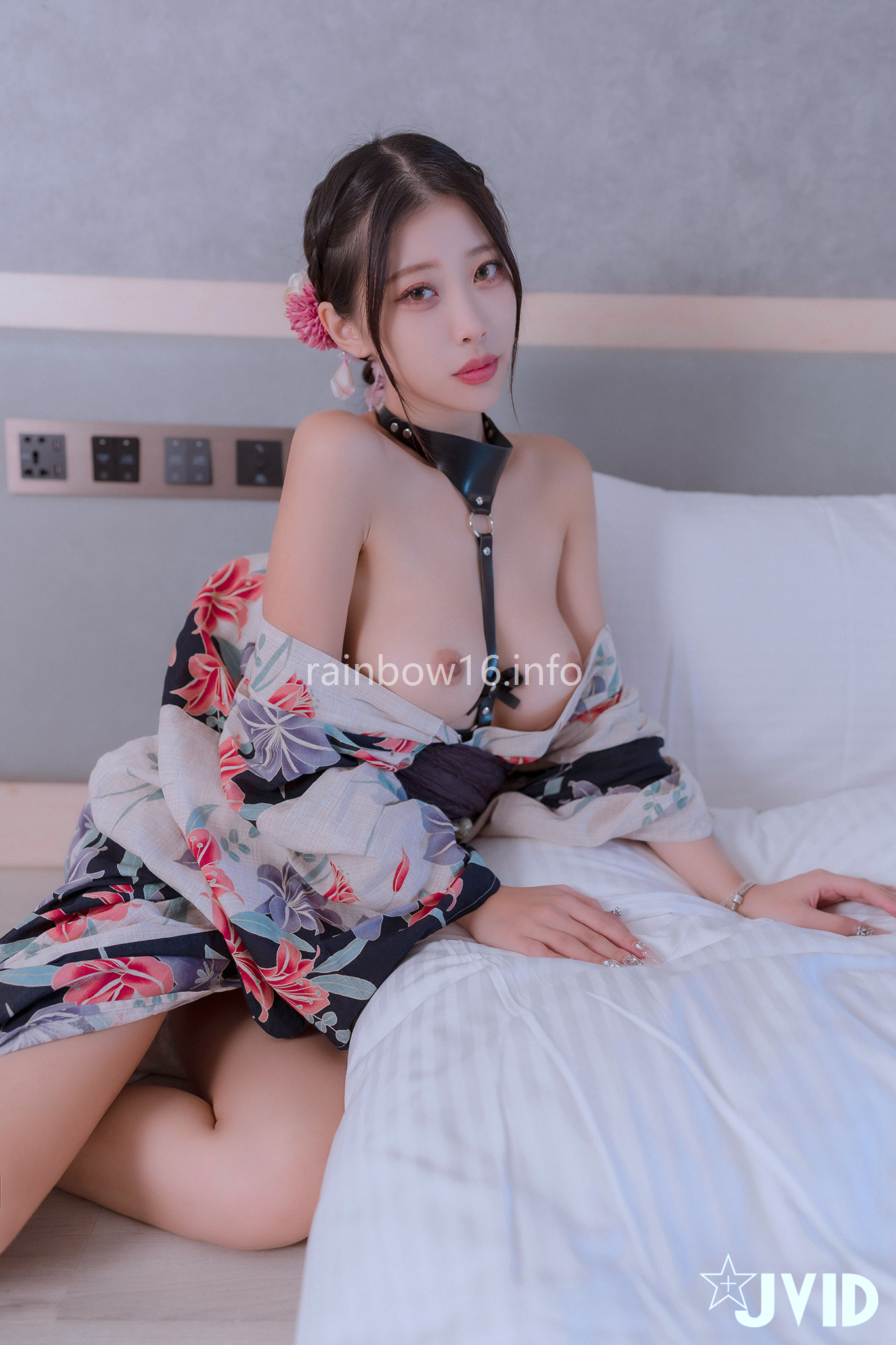 [JVID] WenHsin 玟妡 – 若隱若現的極致挑逗😵_💫寒冷的冬天就是要一起沈浸在火熱的欲池之中♨️讓她的美尻為你騷動