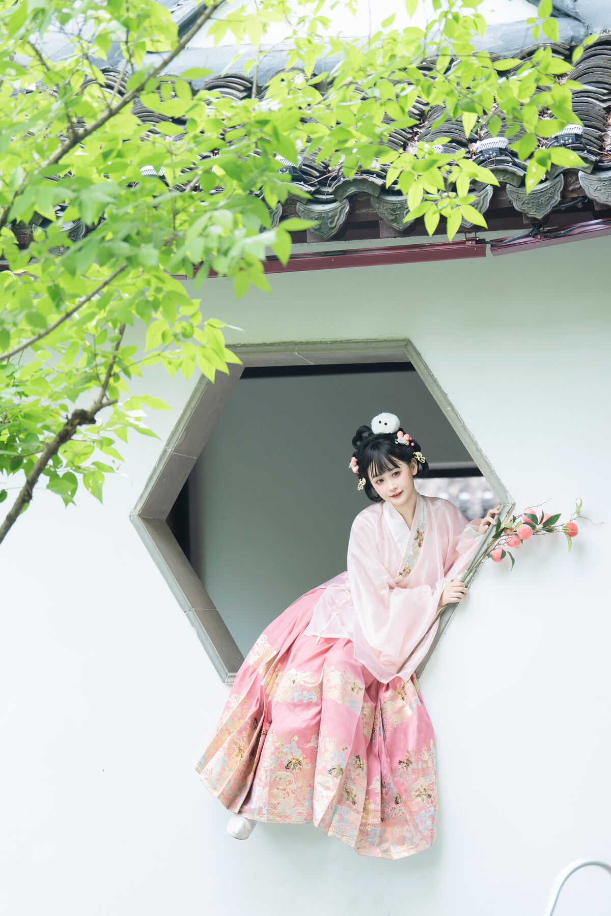 YiTuYu艺图语 Vol.10476 Jiao Yi Zhi Sui Sui