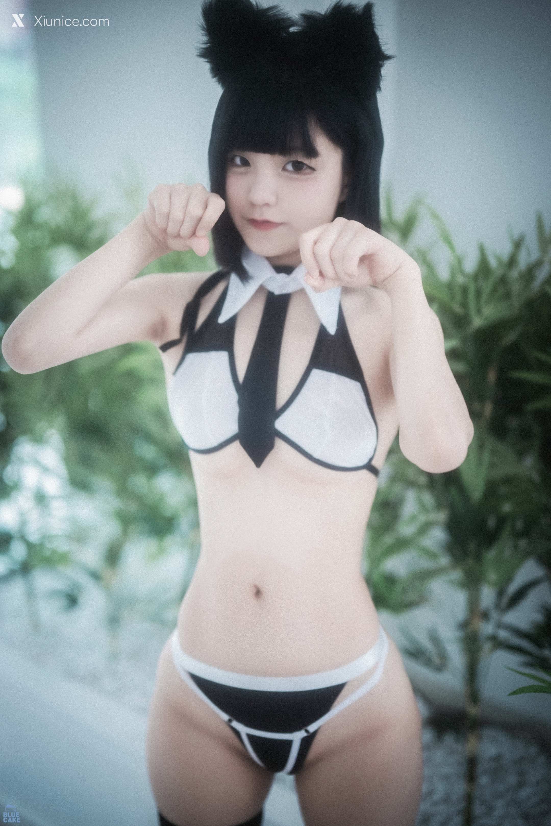 BLUECAKE Jeong Jenny (정제니) – Meow 4K