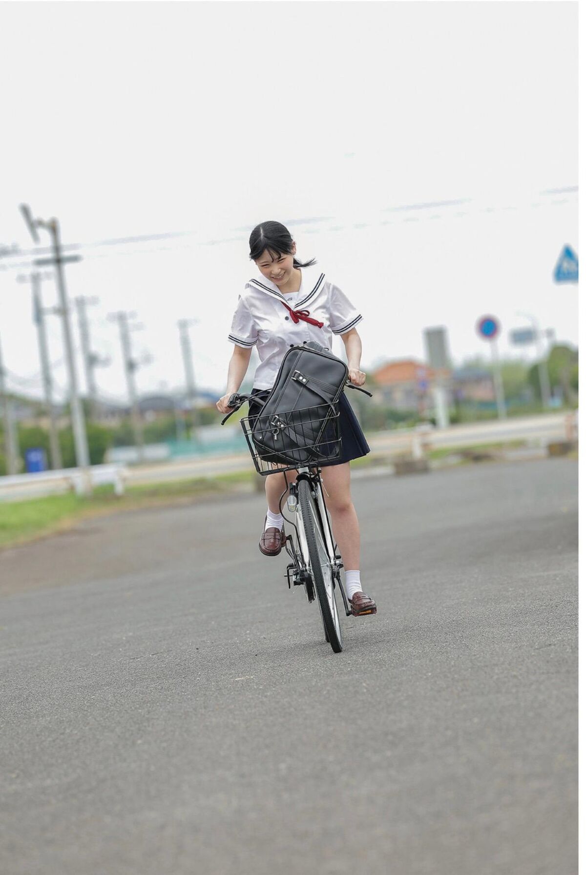 Aizuki Himari 逢月ひまり - Classmate 同級生 Part01