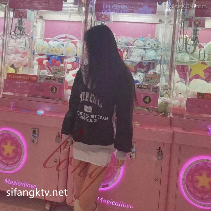 [OtherXXX] 蒂奇Long： X调教大神 母狗私拍福利