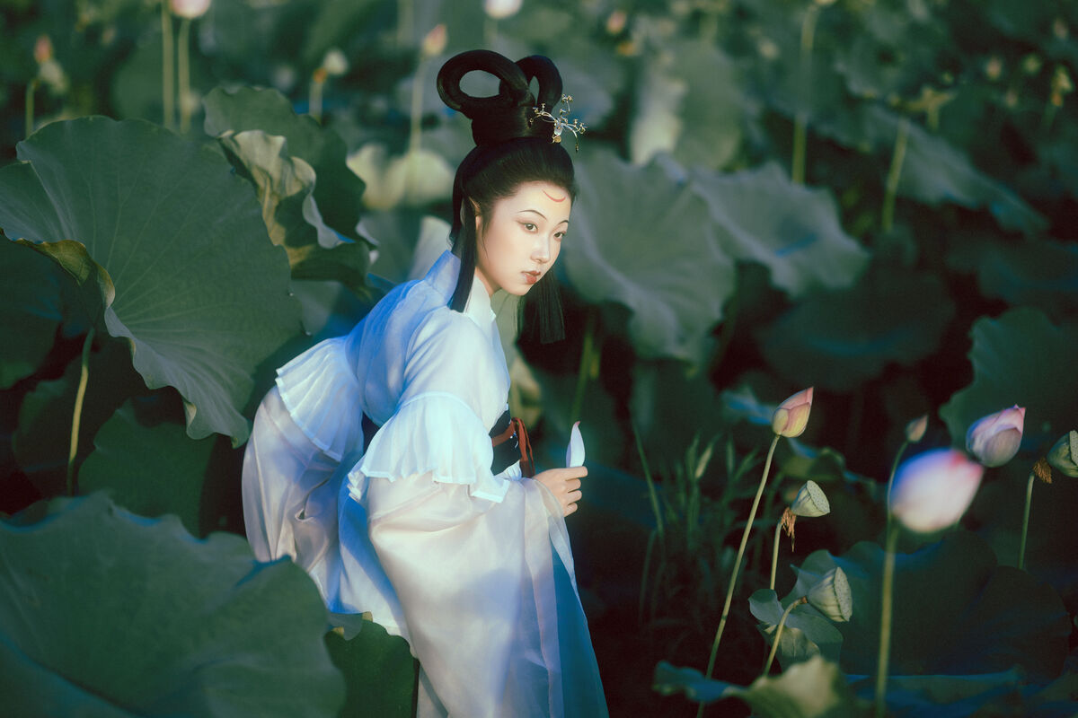 YiTuYu艺图语 Vol.10299 Han Han Ting