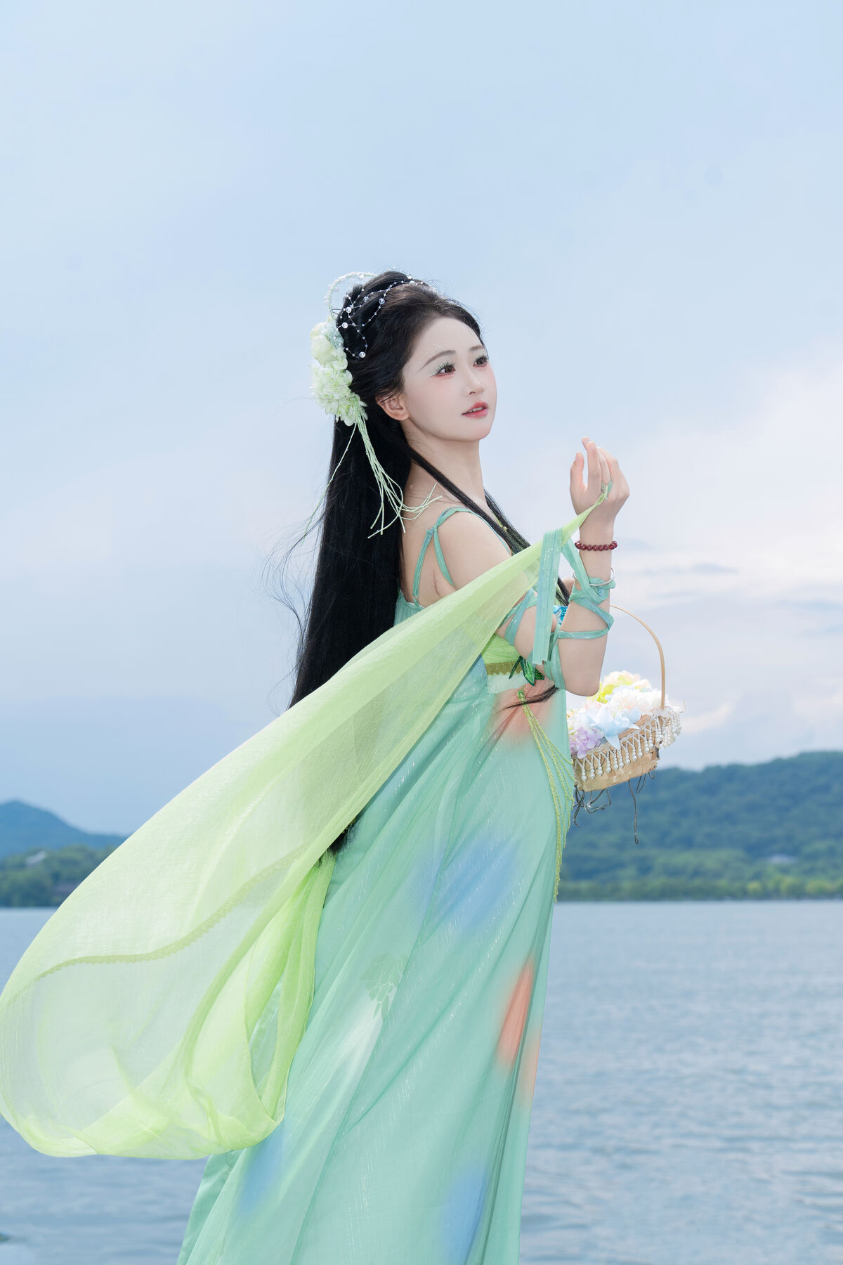 YiTuYu艺图语 Vol.10362 Jiao Yi Zhi Sui Sui