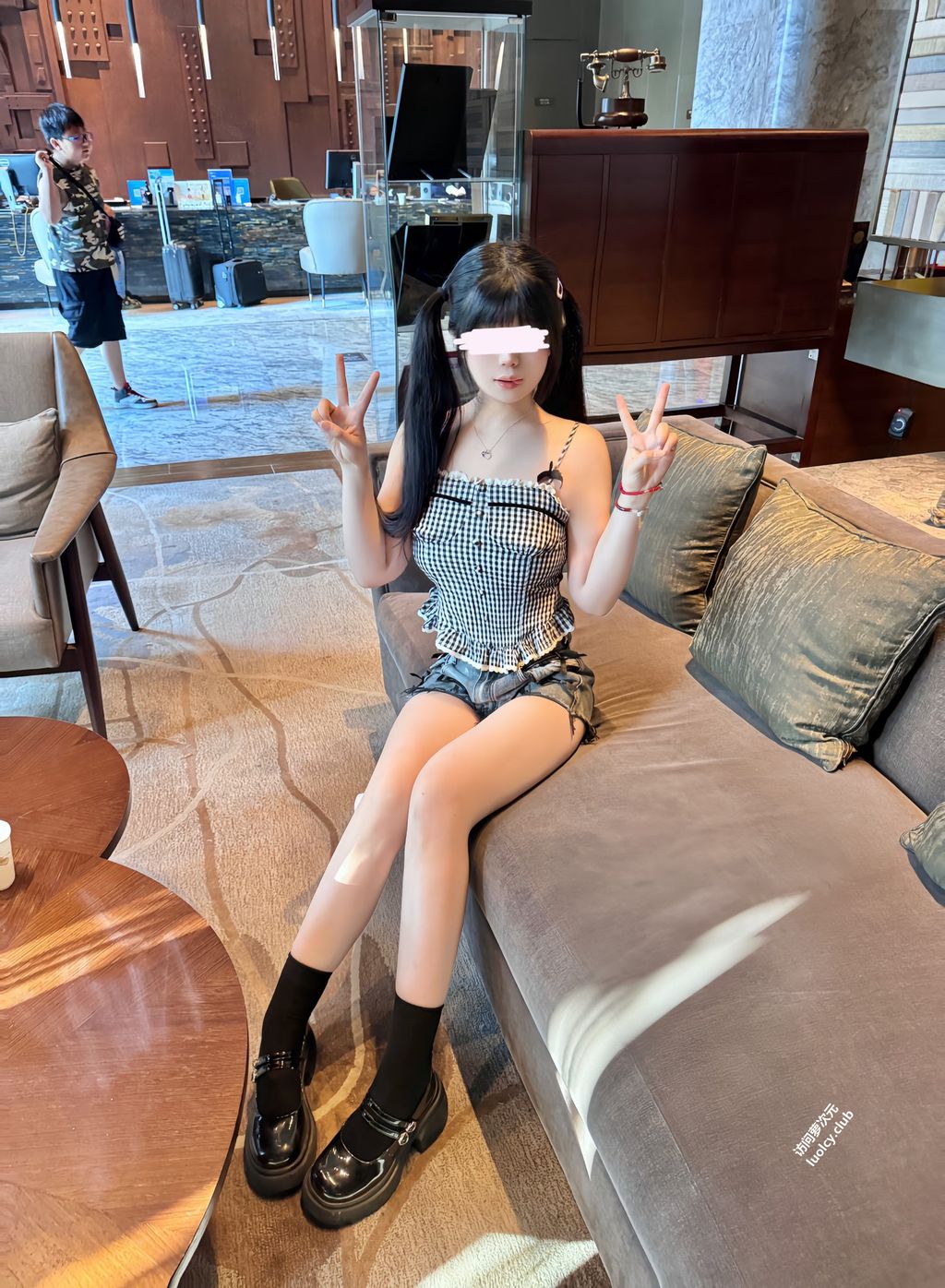 [OtherXXX] 呆呆(小粉馒头)： Cos大奶白虎萝莉 极品福利姬