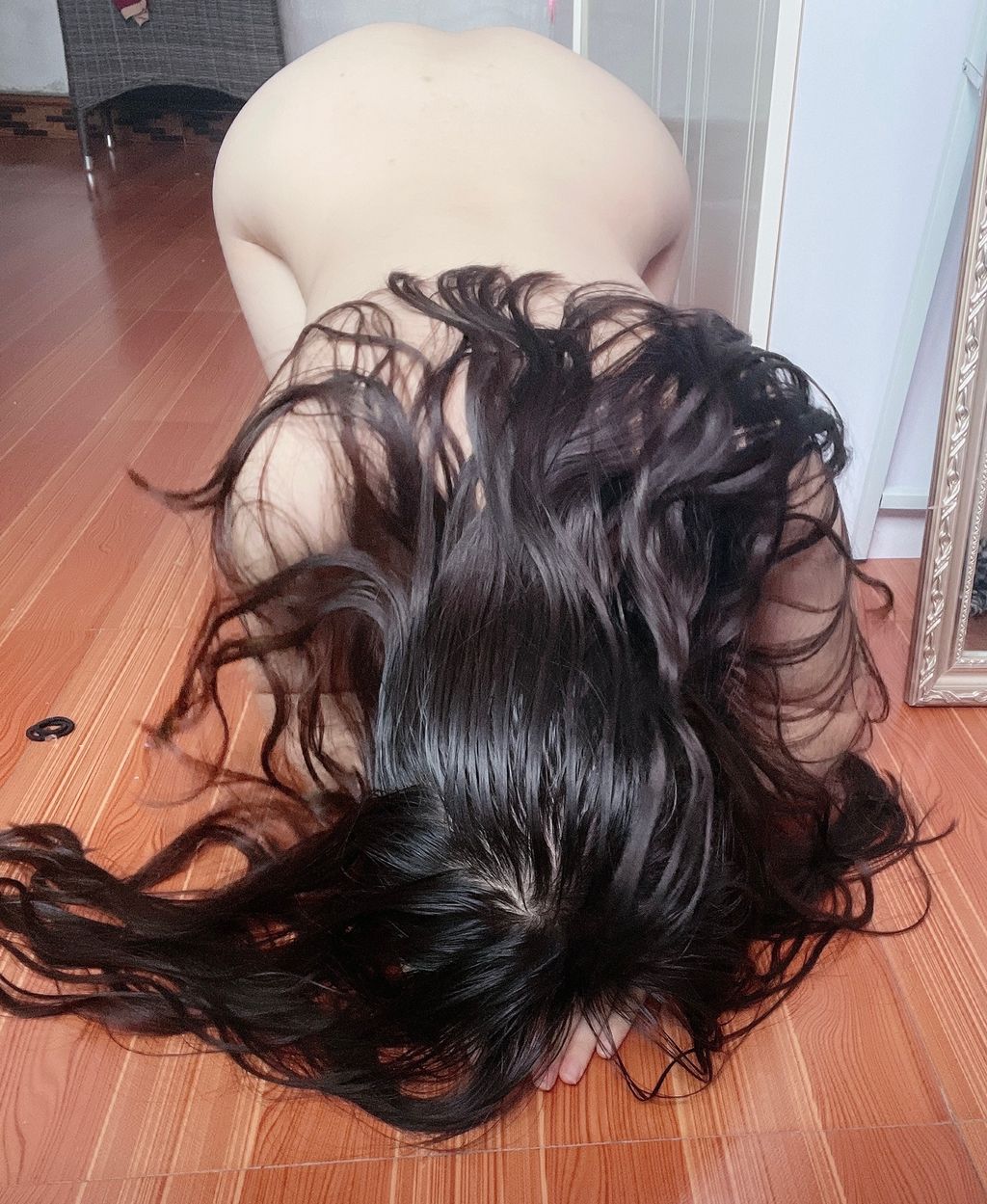 小坦克型女大学： 户外露出 漂亮学生妹私下极度反差 性瘾小母狗