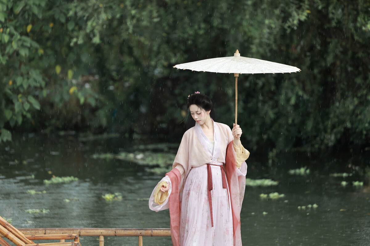 YiTuYu艺图语 Vol.10395 Li Li Bu Li