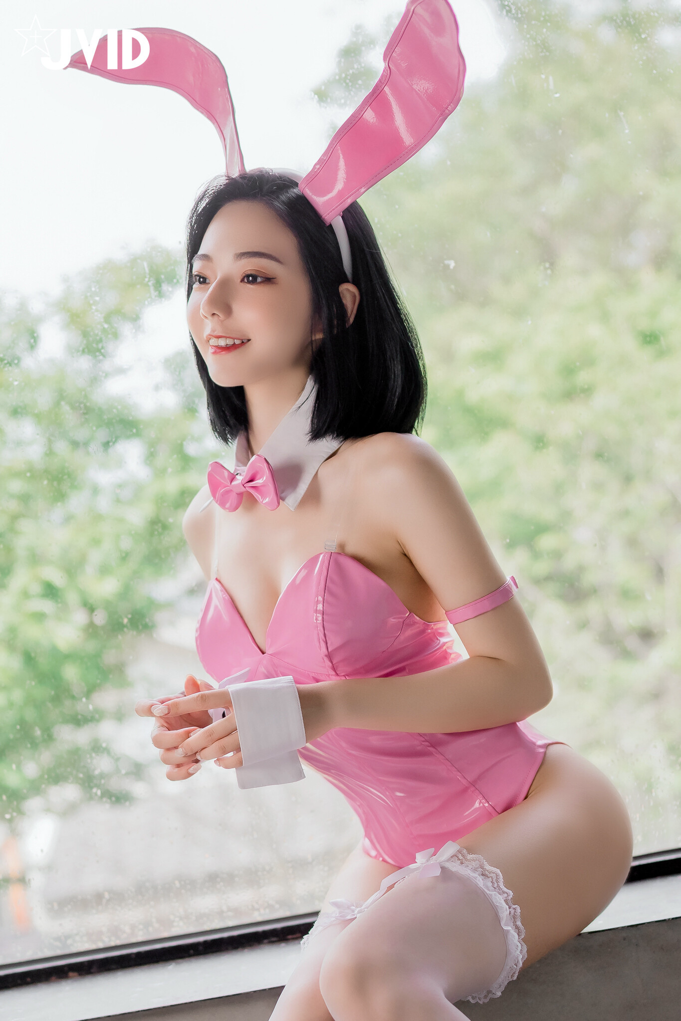 [JVID] 啾啾 – 誤闖莊園窺探心儀女神～啾啾 🛀 ～入浴反被誘惑勾引