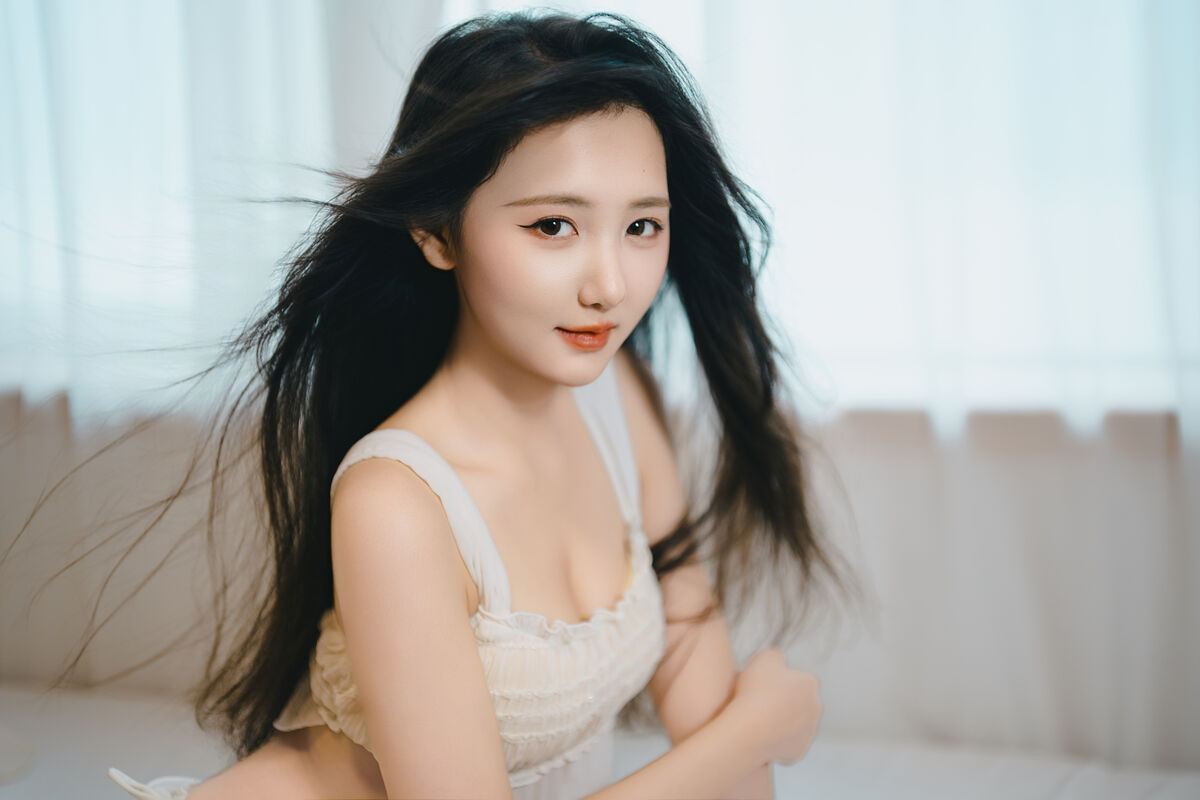 YiTuYu艺图语 Vol.10516 oyee