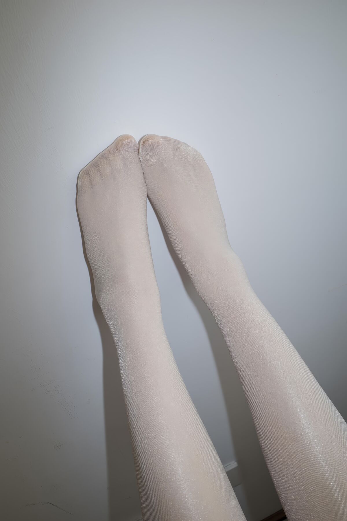 森萝财团写真 内部写真 Xiao Yoru 小夜 - 40D闪闪舍宾袜