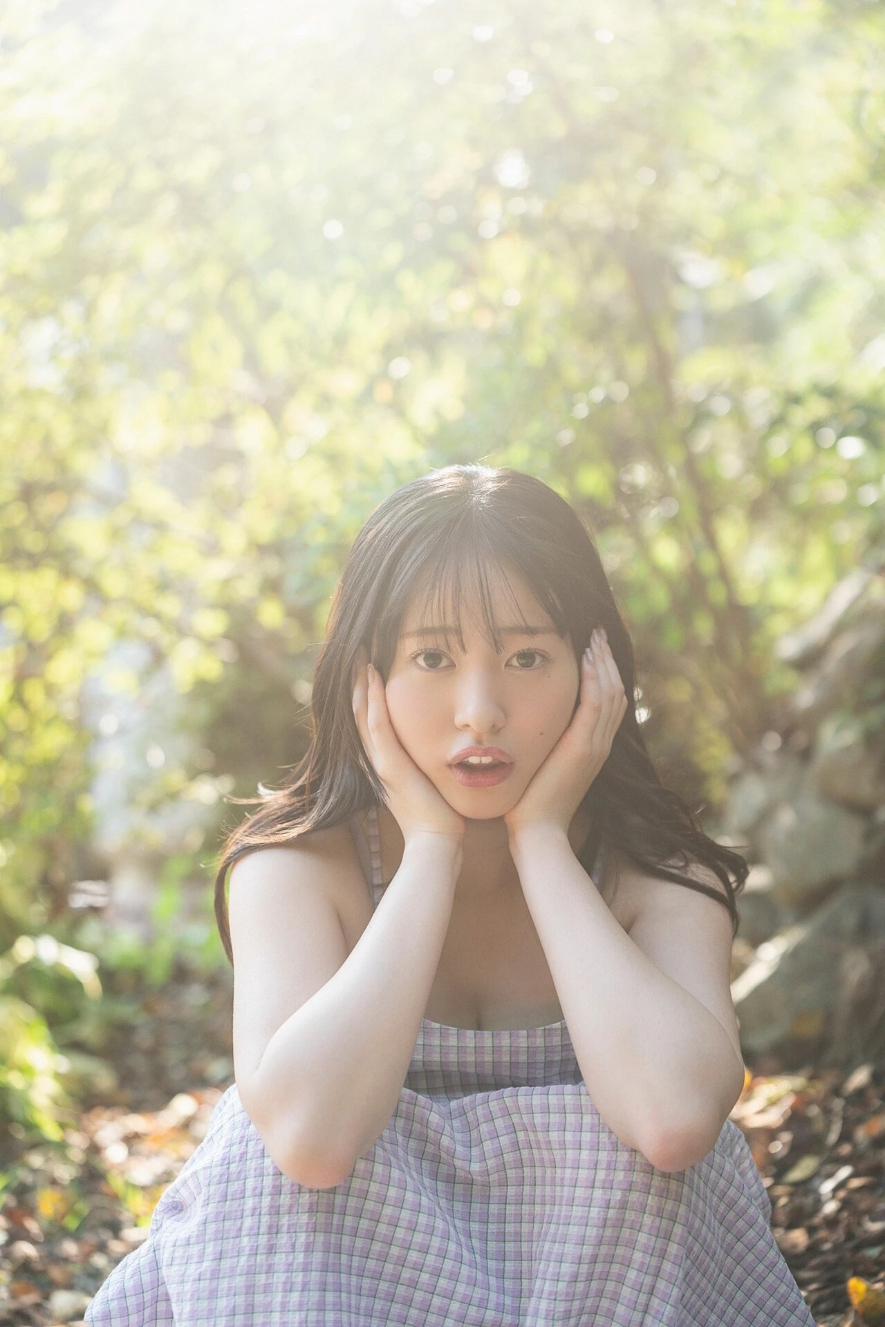 Miu Shirahama 白濱美兎, FLASHデジタル写真集 「何度でもここに来よう」