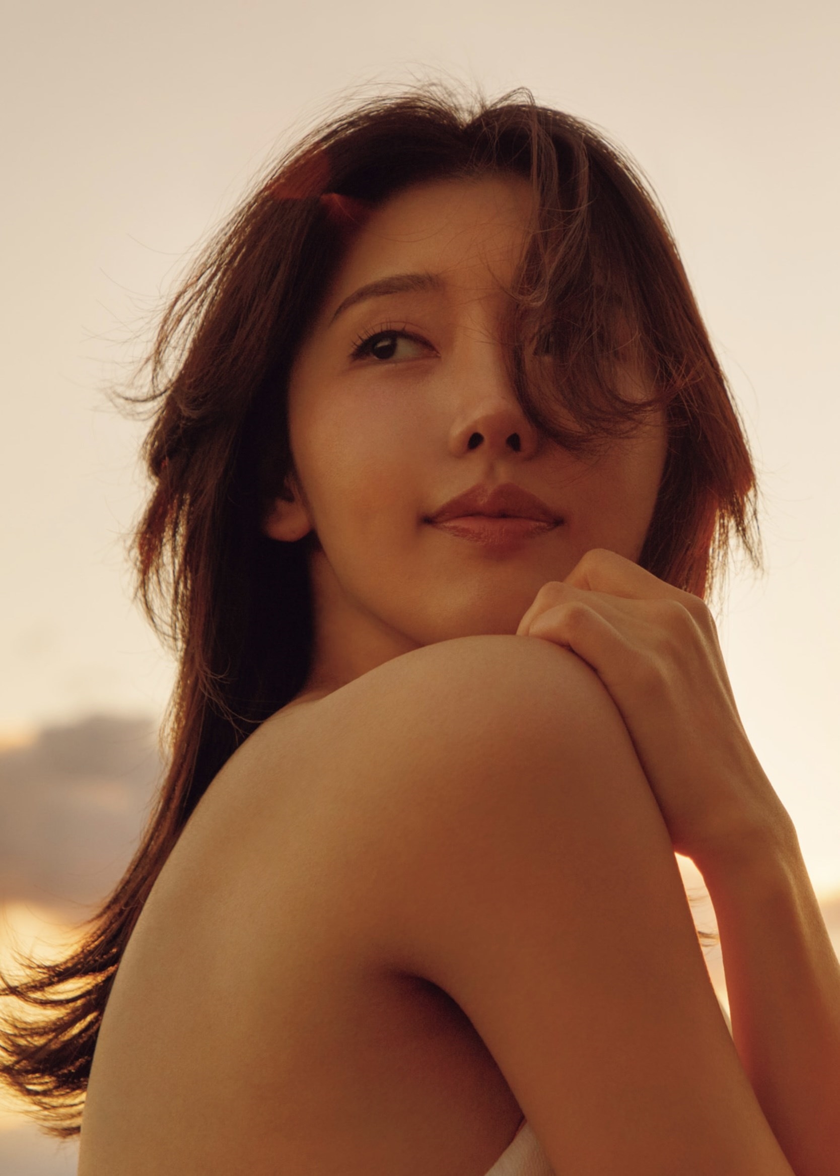 [Photobook] 志崎樺音1st写真集 unplugged