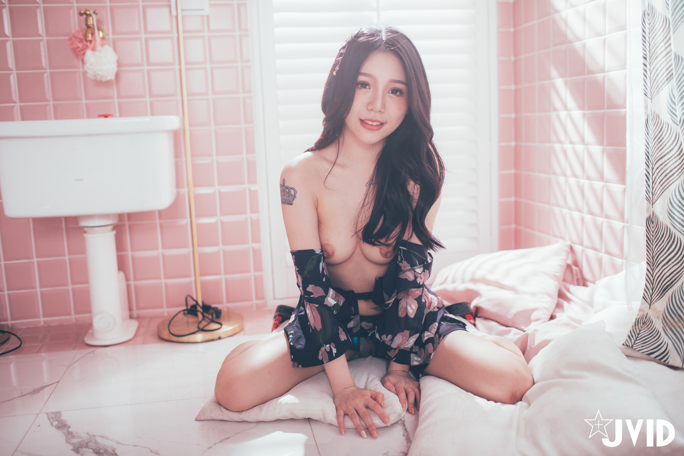 [JVID] 梵梵 – 天然美女梵梵 美麗無邪的笑容甜翻你的心