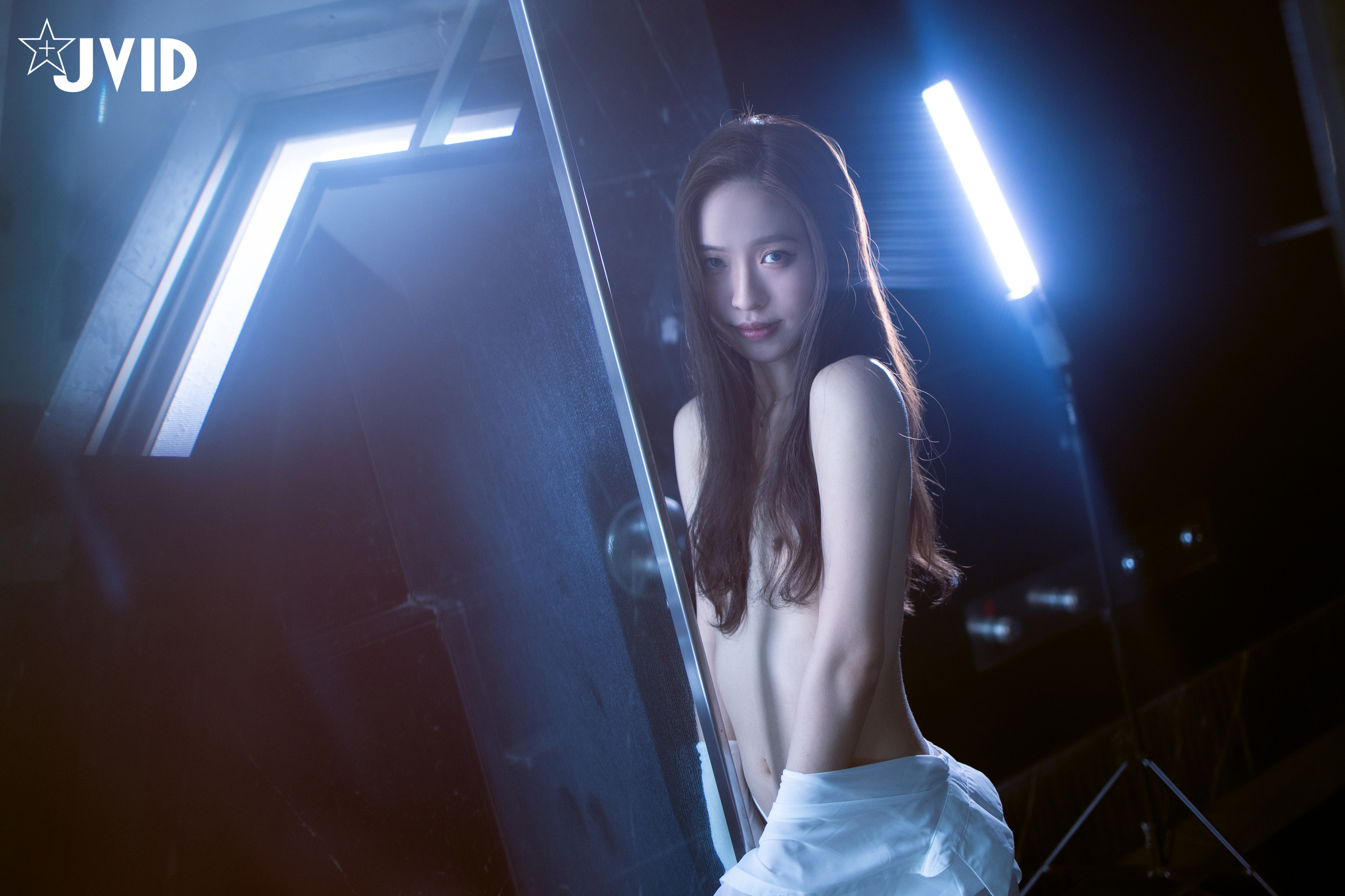 [JVID] 淇淇selina – 穀雨白露花茶 淇淇美少女四點全露