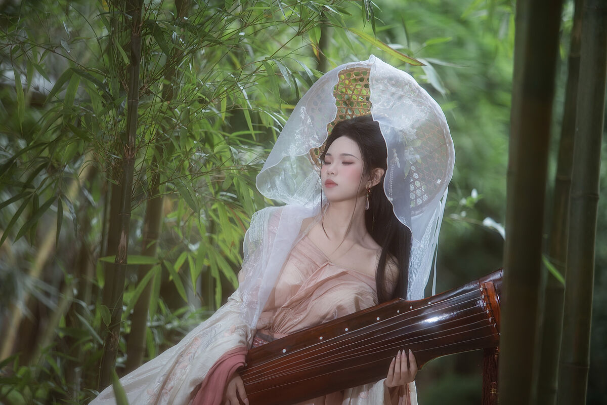 YiTuYu艺图语 Vol.10497 Yi Ming