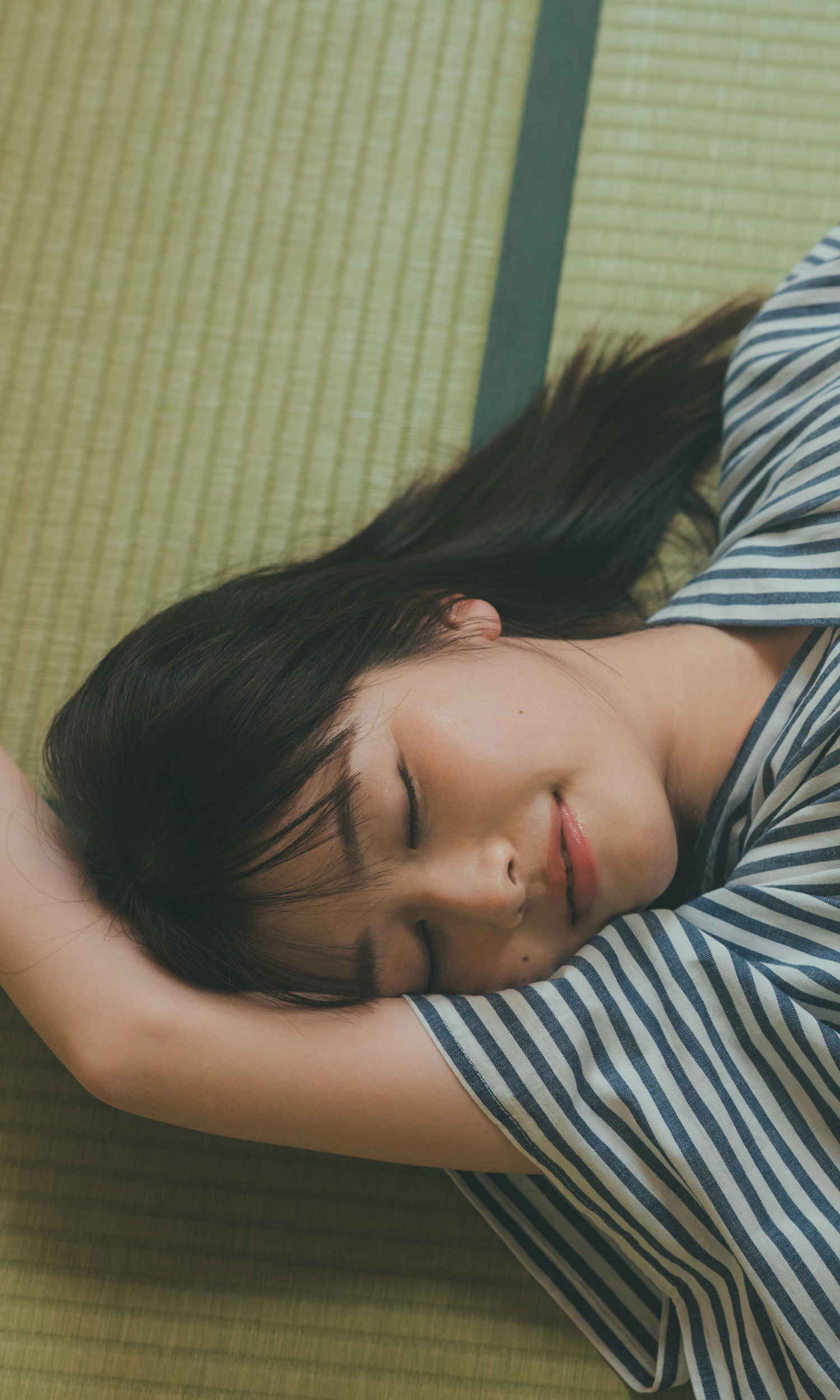 [Photobook]【デジタル限定】冴木柚葉写真集「想いはあふれて。」 (週プレ PHOTO BOOK)