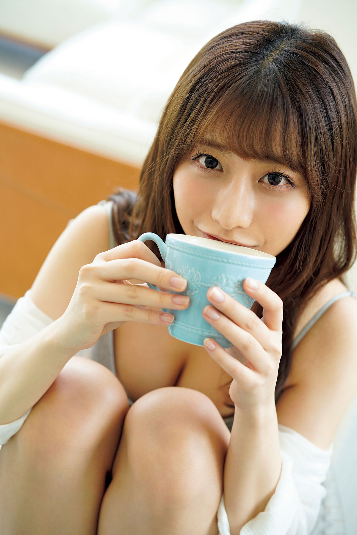 Yuka Suzuki 鈴木優香 - FLASHデジタル写真集 スキャンダルFカップ Vol.2