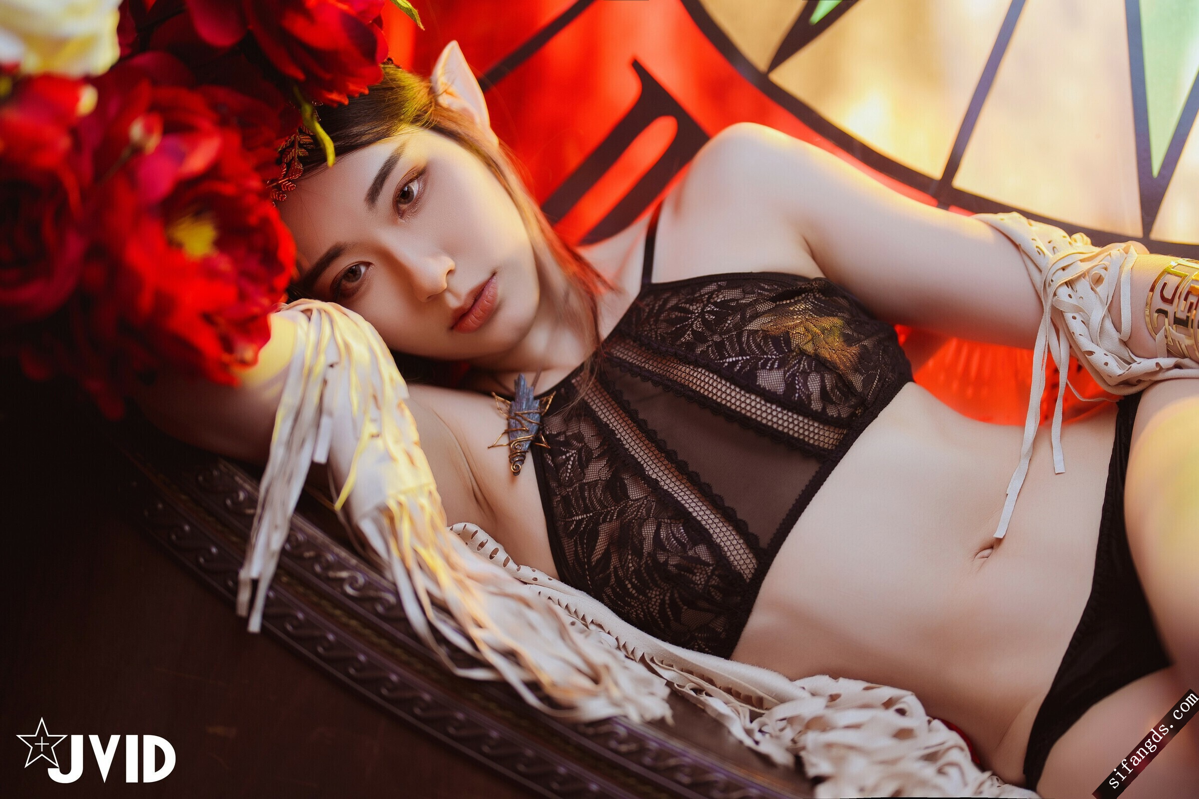 [JVID] 阿黎 – 全裸白皙酮体 美神降临 细腻白虎私处