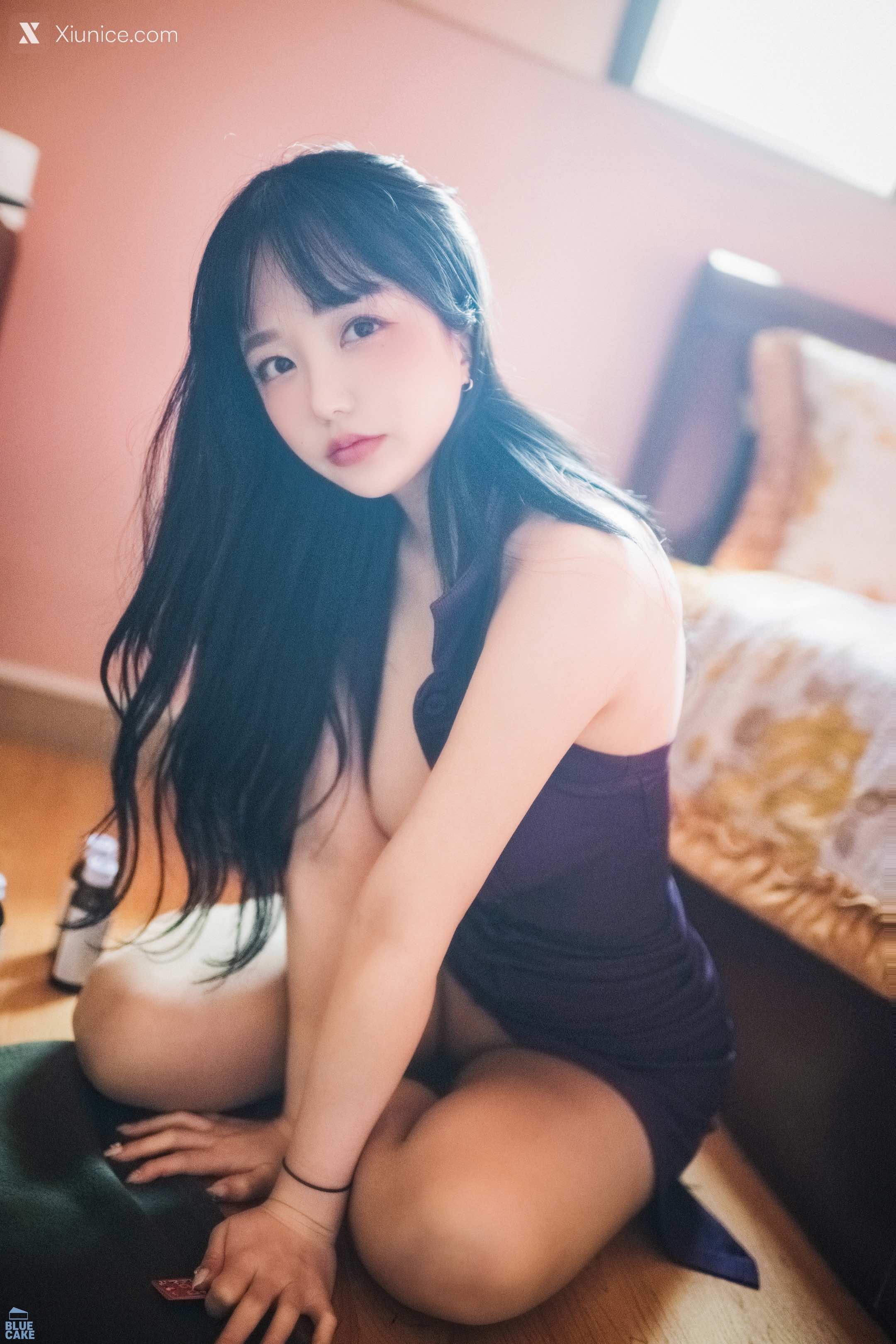 BLUECAKE Son Ye-Eun (손예은) – Nude No Panty 4K