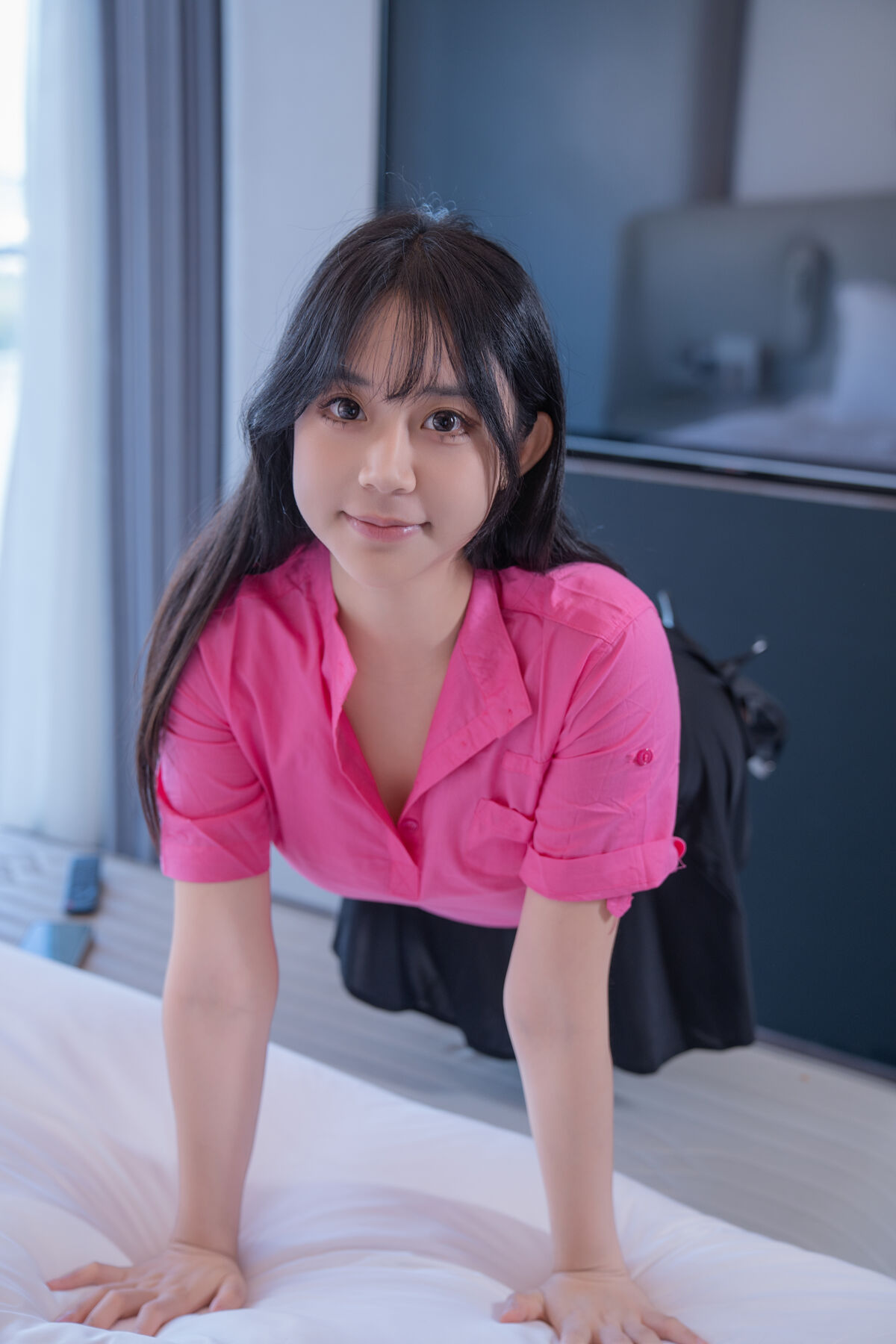 YiTuYu艺图语 Vol.10518 Yi Yuan Tong Xue Jodie