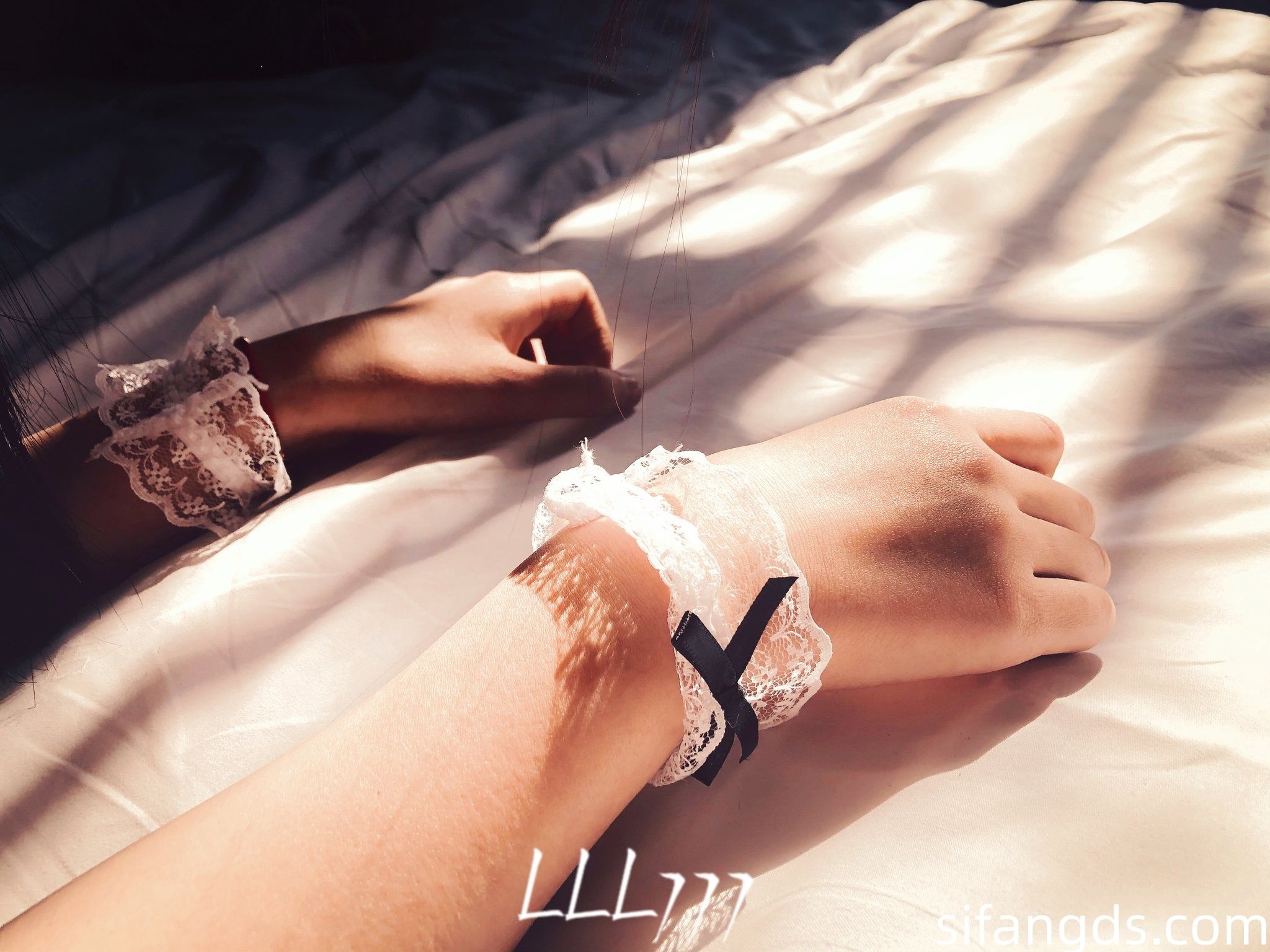[OtherXXX] LazyLLL777(阿七)： 网红摄影师 全尺度唯美私拍