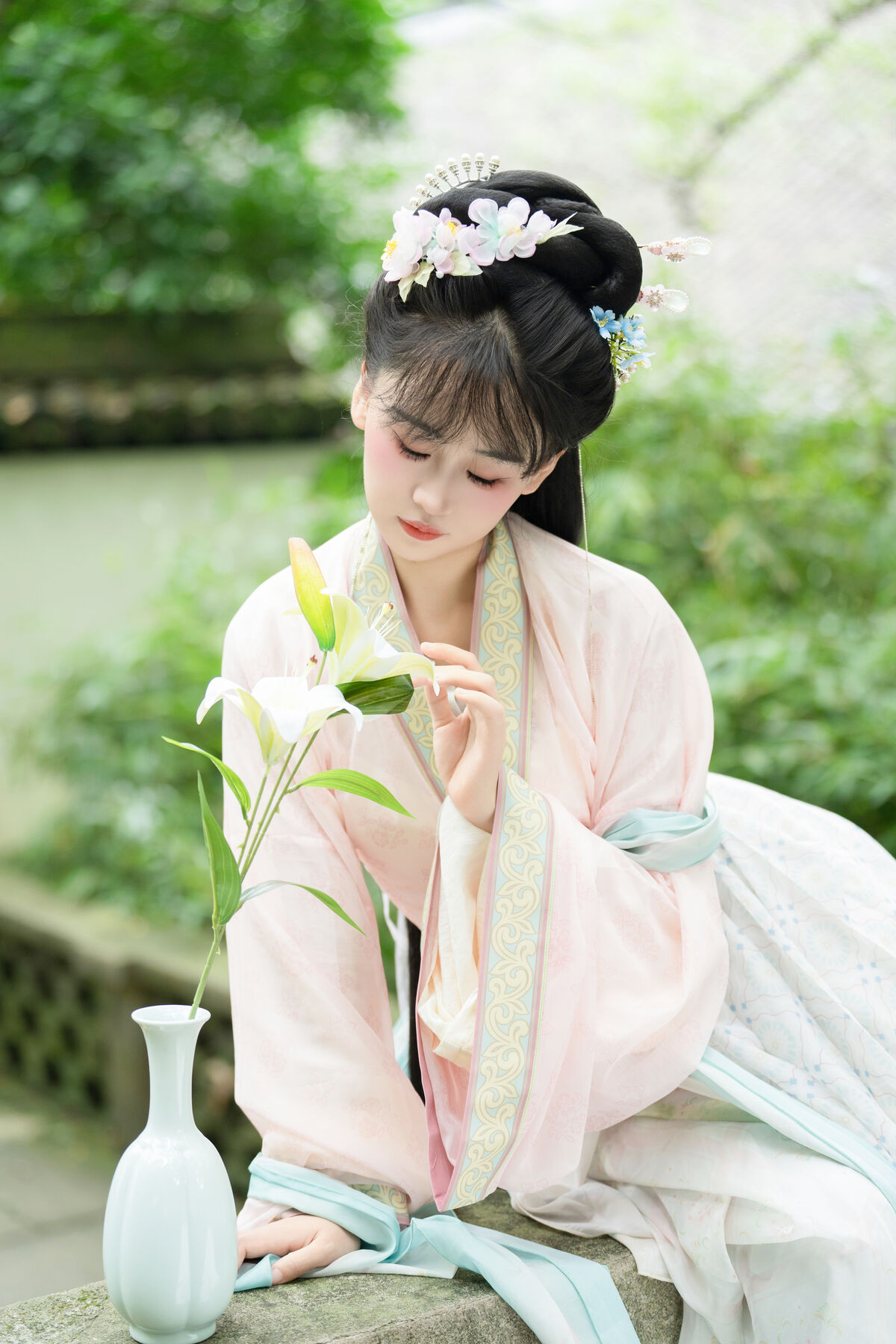 YiTuYu艺图语 Vol.10585 Jiao Yi Zhi Sui Sui 9 YiTuYu艺图语 Vol.10585 Jiao Yi Zhi Sui Sui