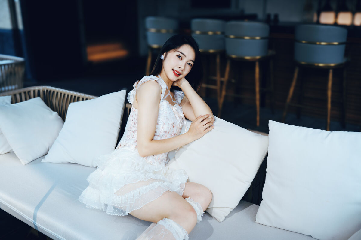 YiTuYu艺图语 Vol.10471 Yi Ming
