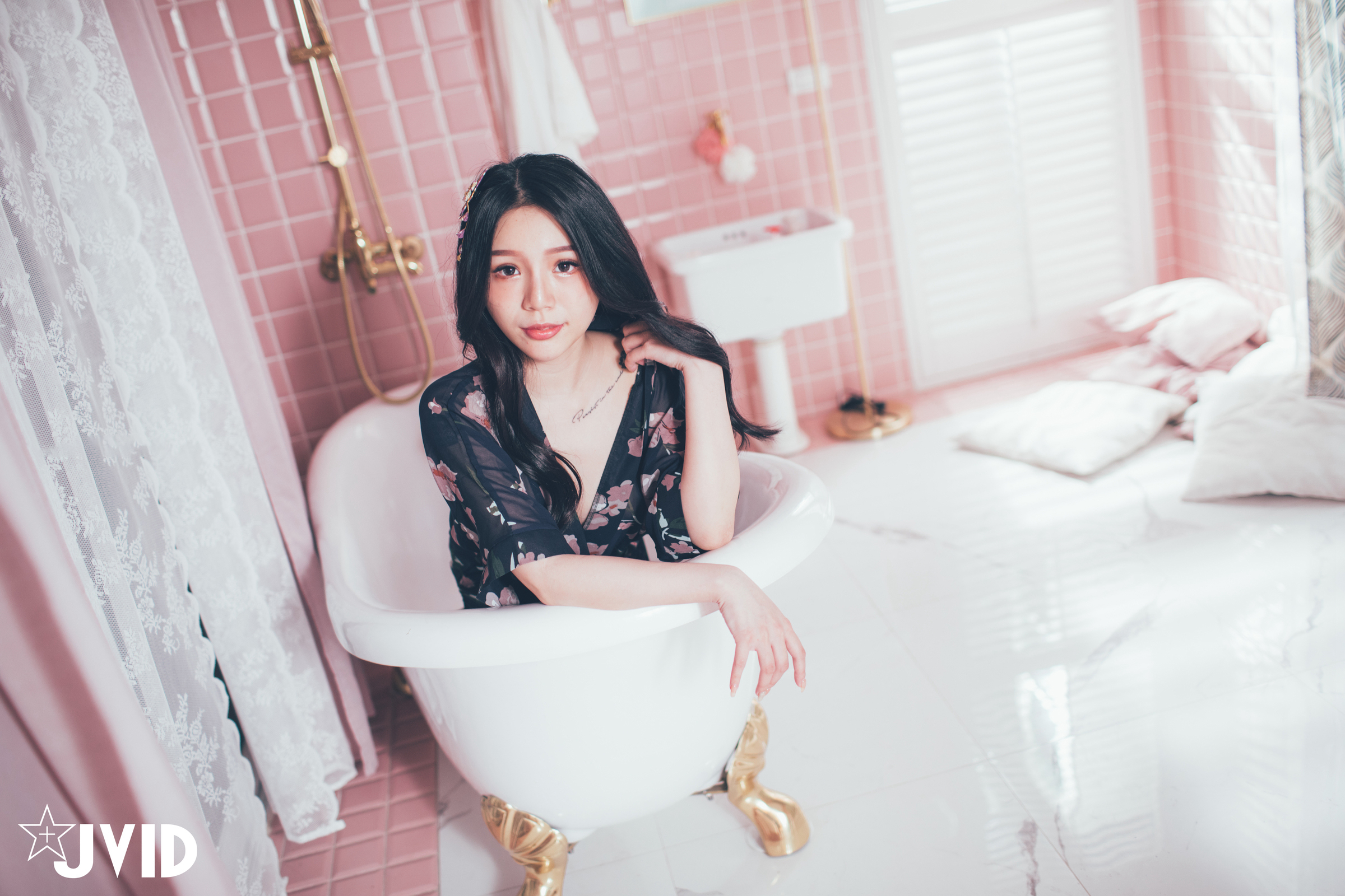 [JVID] 梵梵 – 天然美女梵梵 美麗無邪的笑容甜翻你的心