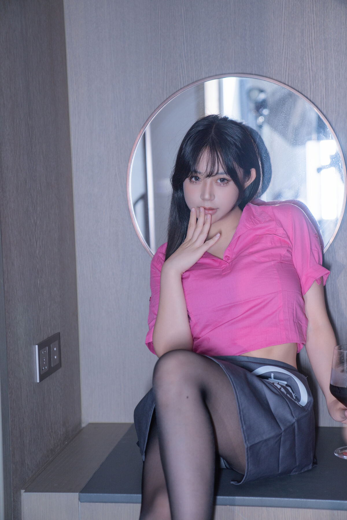 YiTuYu艺图语 Vol.10518 Yi Yuan Tong Xue Jodie