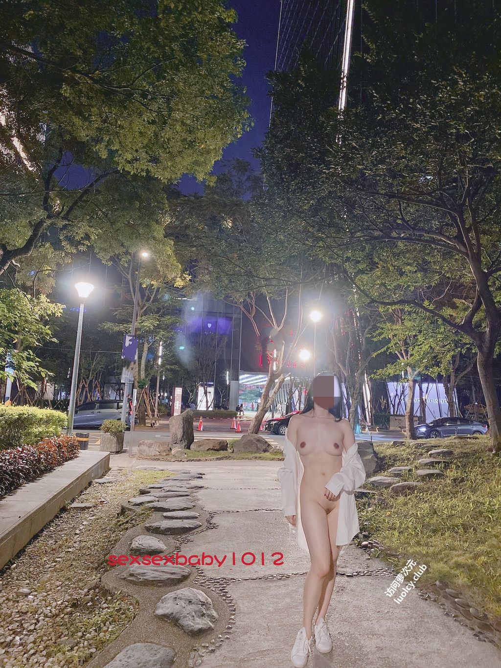 [OtherXXX] 薇安安： 极品福利姬 人前露出福利订阅