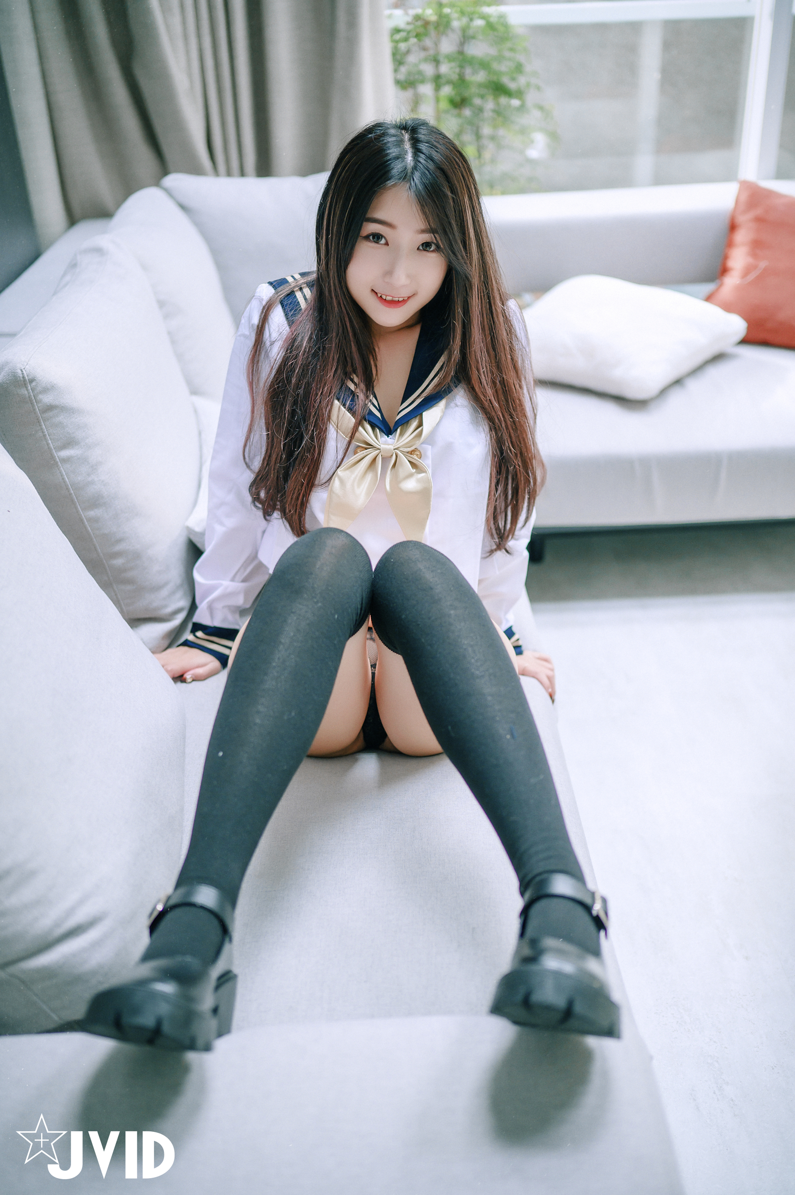 [JVID] 肉包Mini – 童顏巨乳的學生妹 肉包，放課後的特殊打工服務