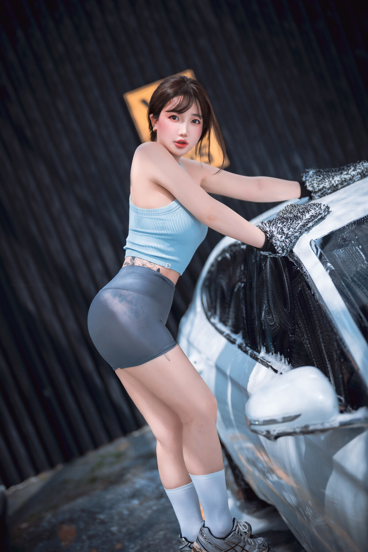 DJAWA Son Ye-Eun 손예은 - Wash My Car Part02