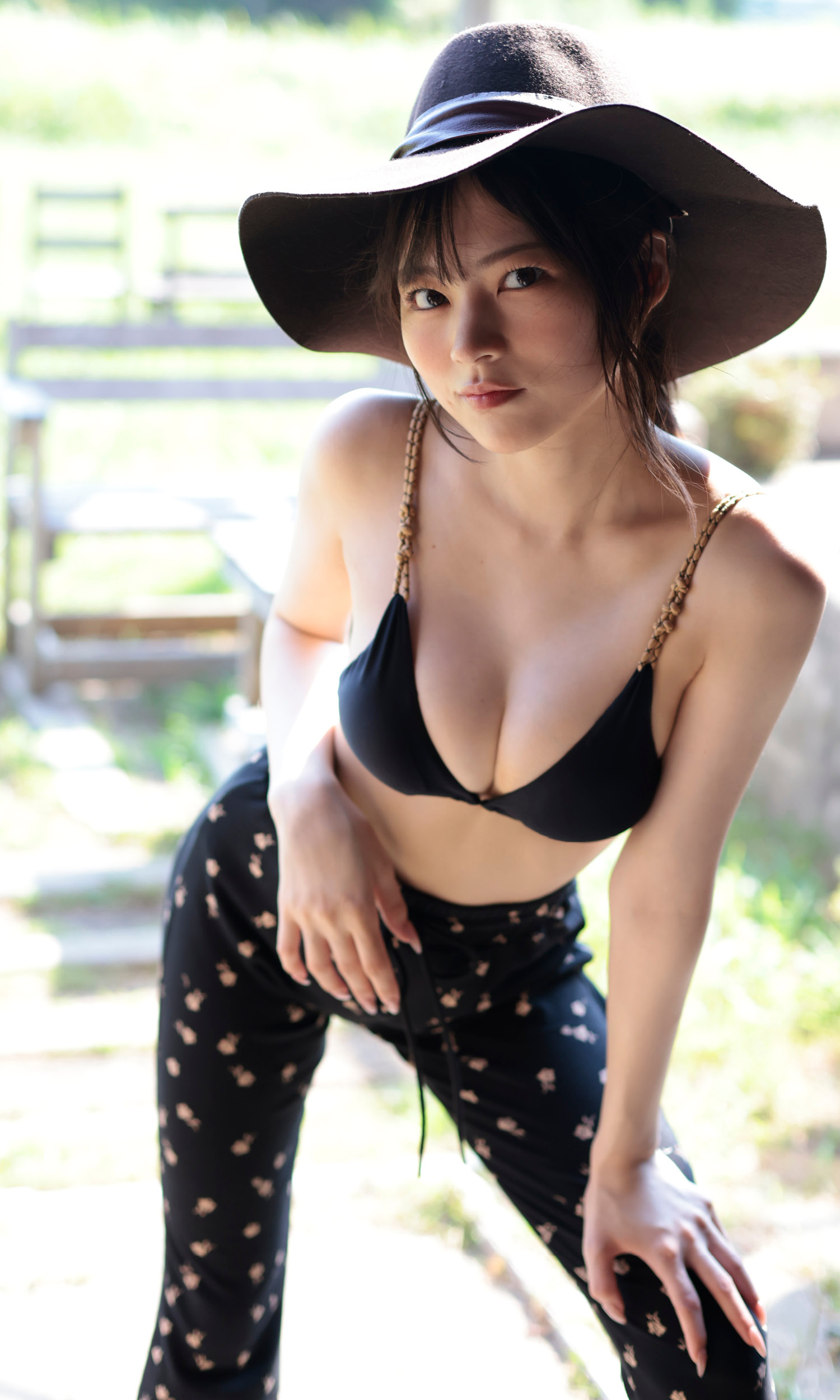 [Photobook] 2025.10.06【デジタル限定】宇咲写真集「荒野に咲く」