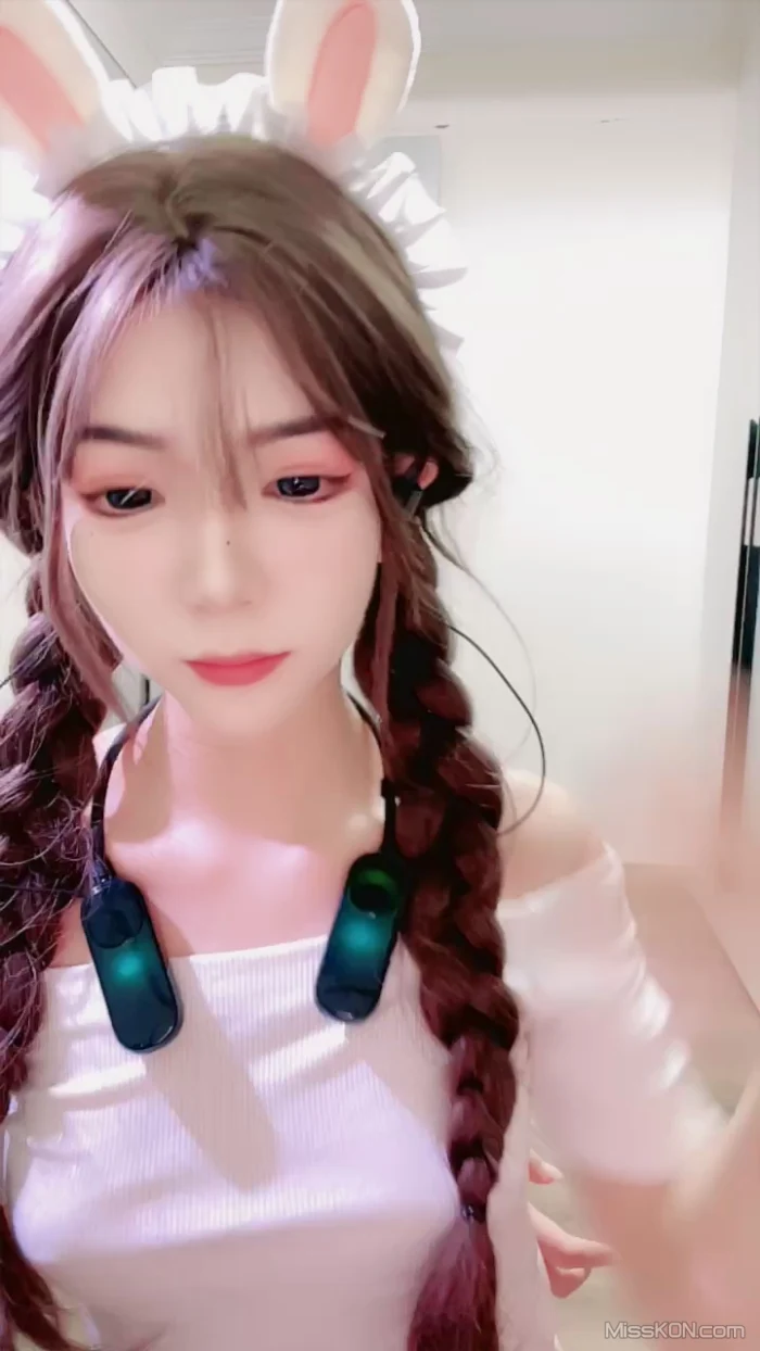 顾只只(苏晴)： 甜御完美结合的喷水姬女神视频合集 #04