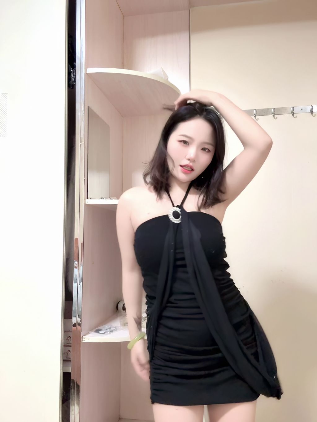 周周乖崽： 可爱小姐姐 私人定制巨乳露脸炮机秀 #02