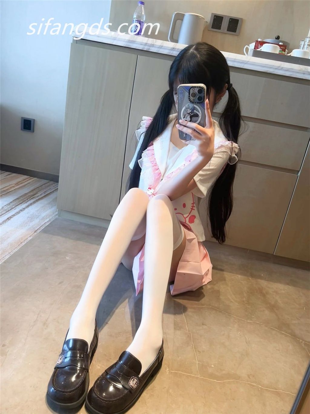 阳漾： X福利姬 角色扮演私拍