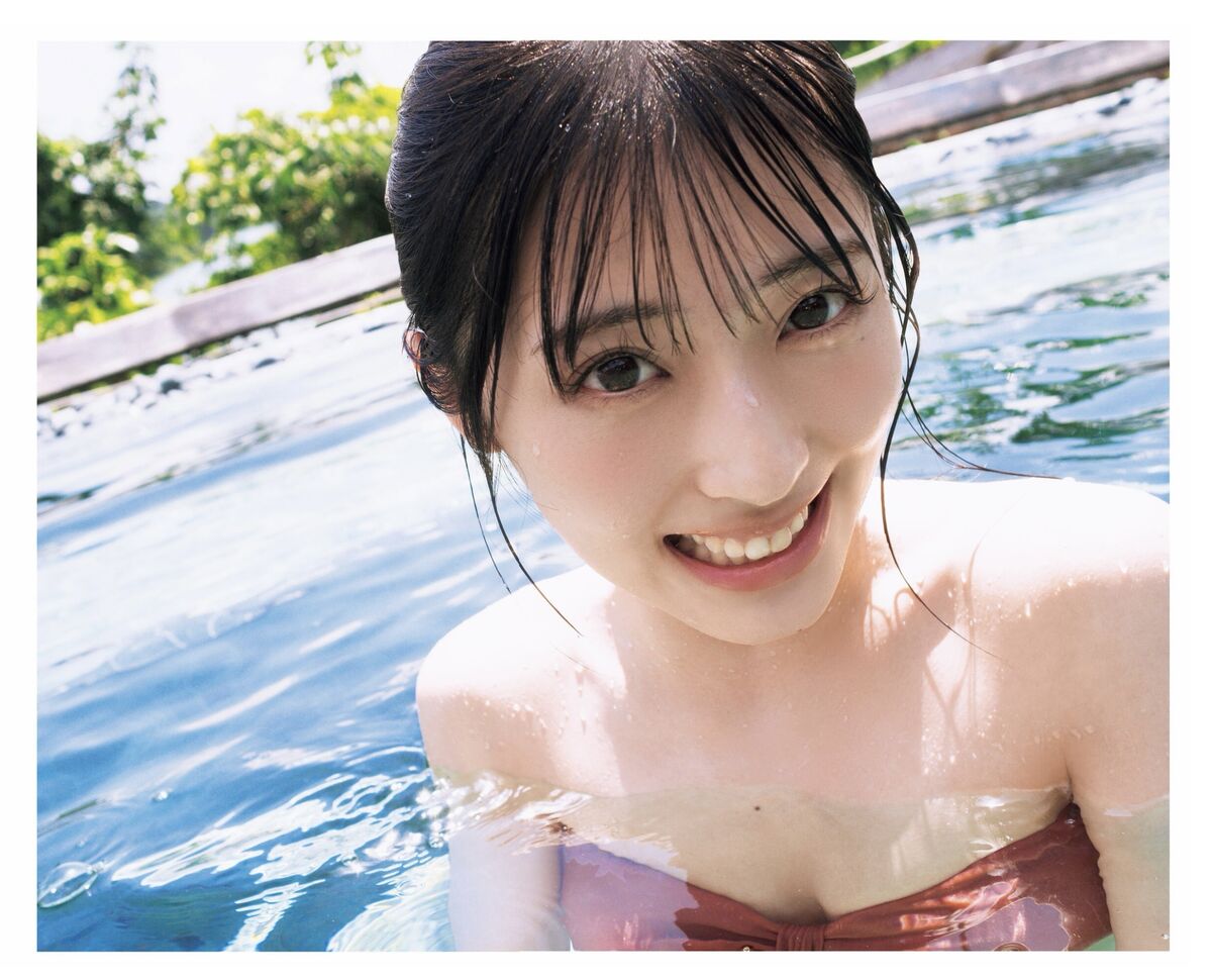 Airi Sato 佐藤綺星 - 1st写真集 天使の反射角度 Part02