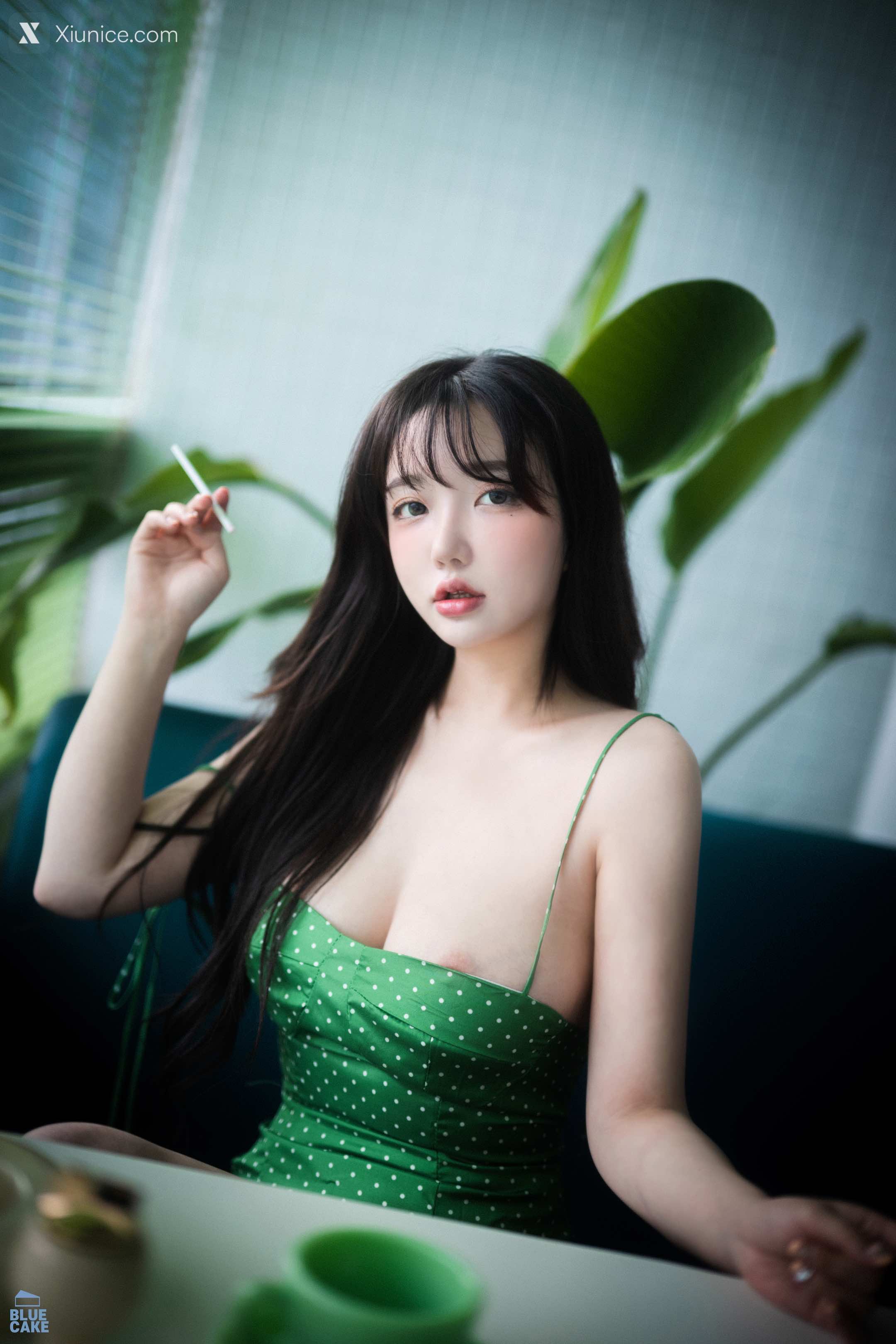 BLUECAKE Son Ye-Eun (손예은) – Nothing RED 4K