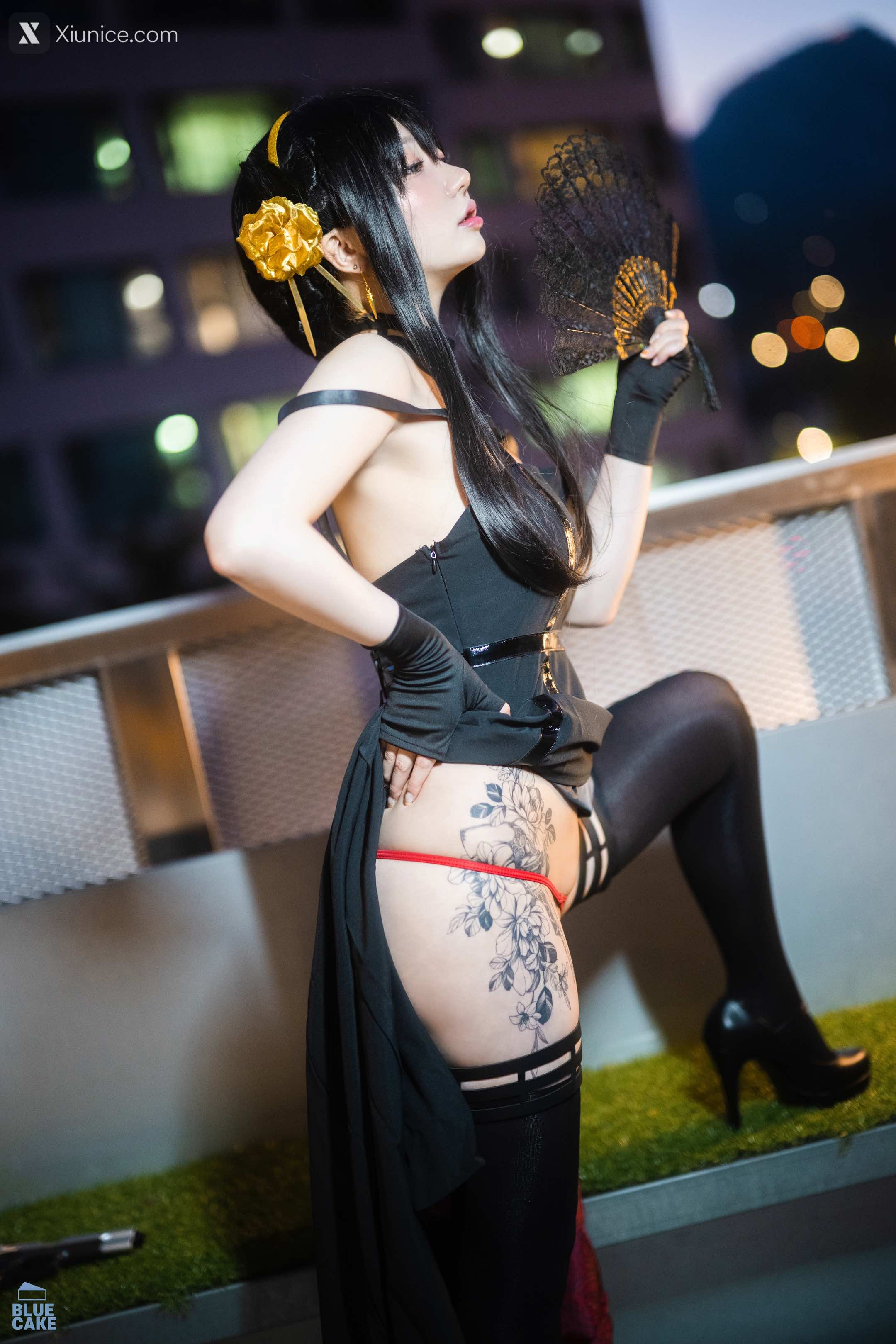 BLUECAKE Son Ye-Eun (손예은) – Black Rose RED+ 4K