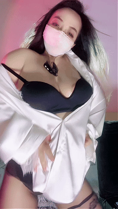 小妈： G奶人妻主播 裸舞慢摇直播精剪
