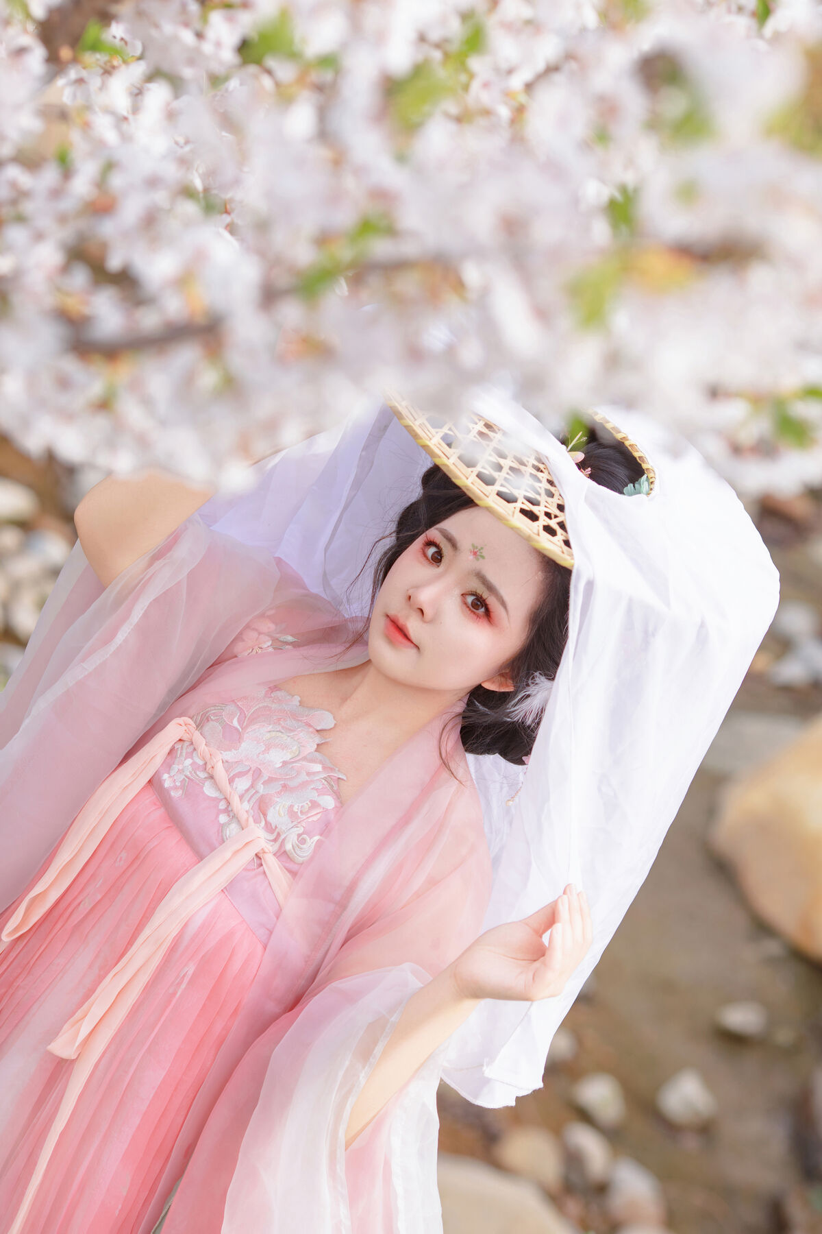 YiTuYu艺图语 Vol.10612 Liu Liu 5 YiTuYu艺图语 Vol.10612 Liu Liu