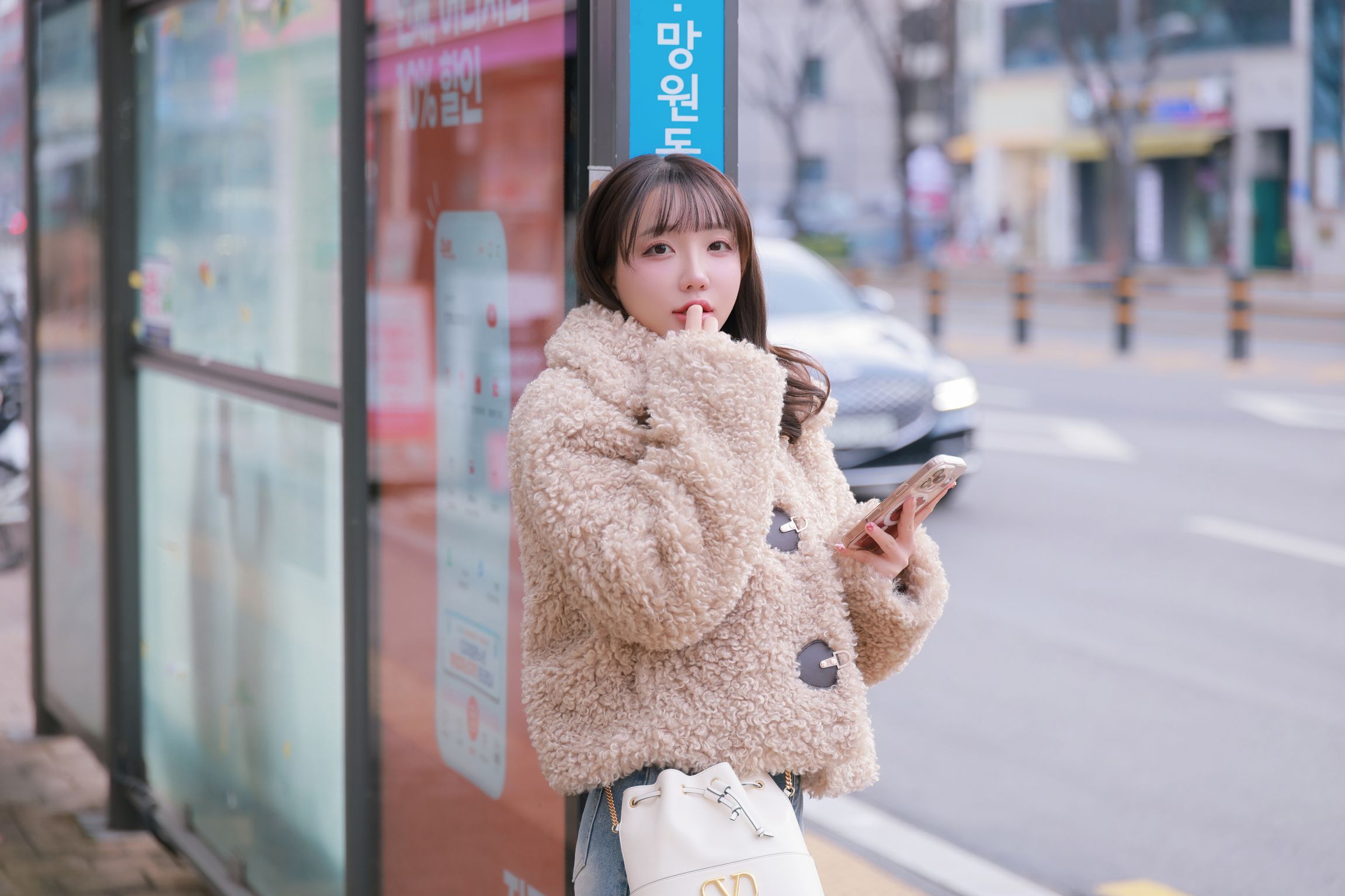 Son Ye-Eun (손예은): 2025 X-Mas Offline 21 Son Ye-Eun (손예은): 2025 X-Mas Offline