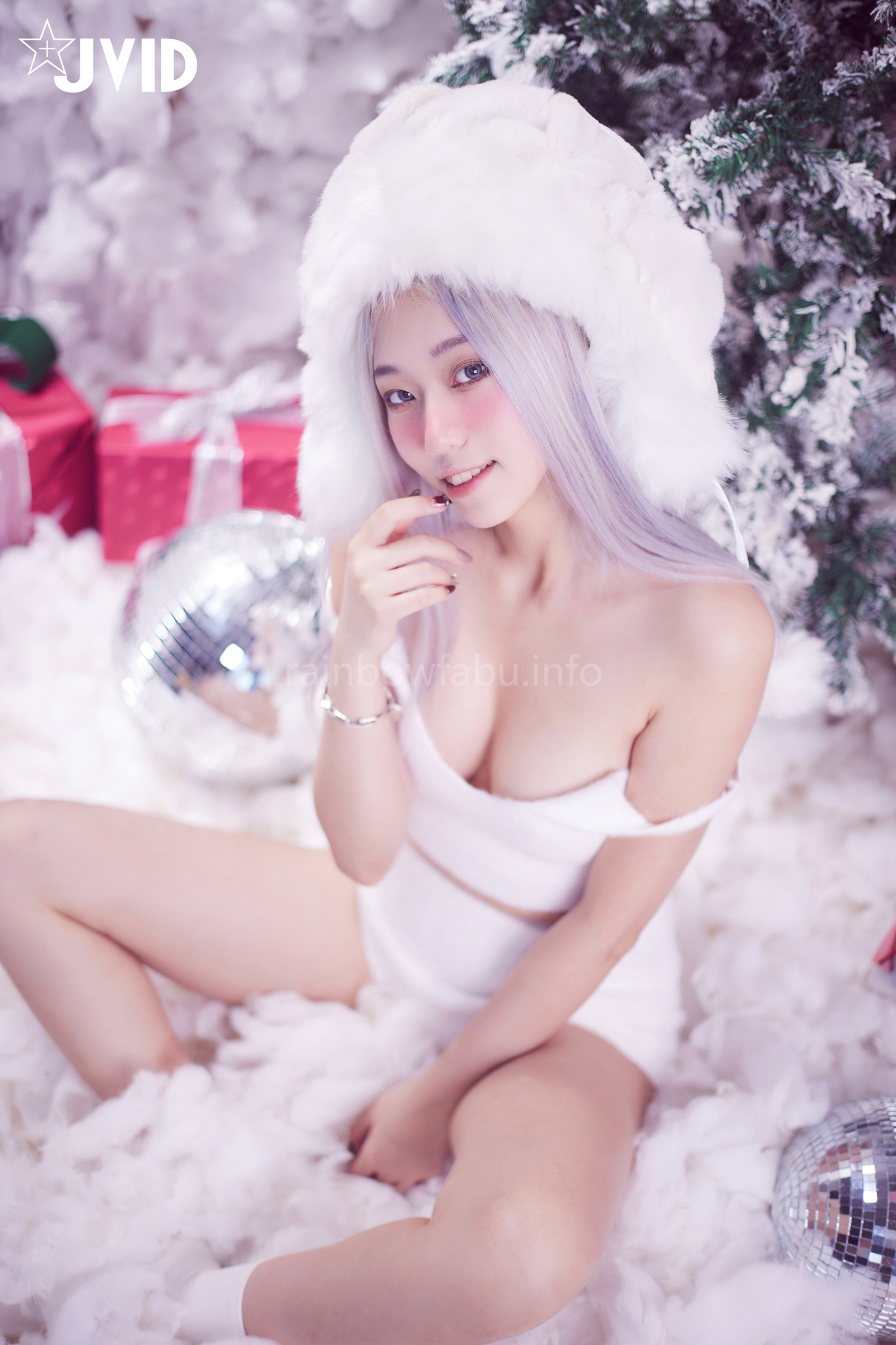 [JVID] Verna – 性感的愛死寂寞人雪女Verna陪你度過聖誕寒冬